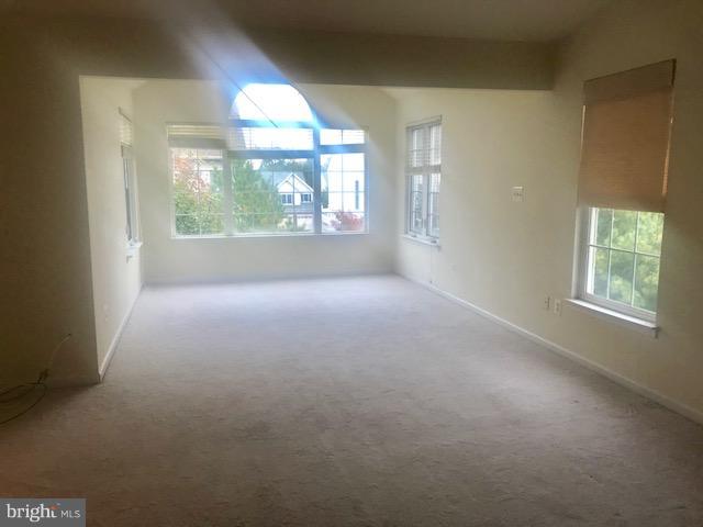 SOUTH RIDING - Residential Lease