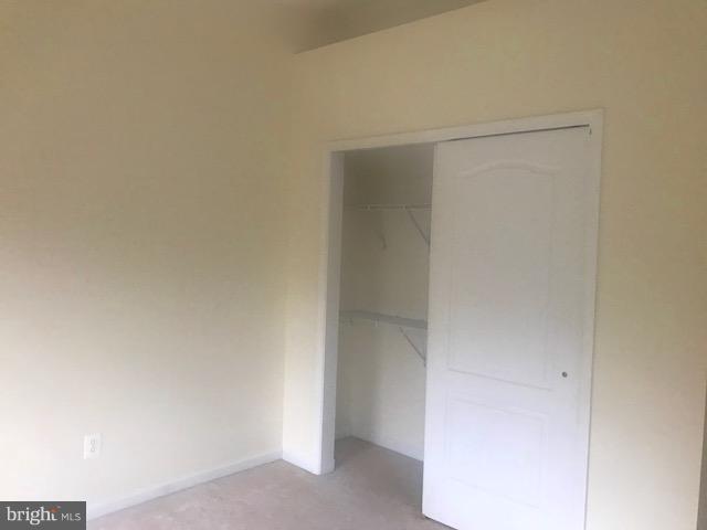 SOUTH RIDING - Residential Lease