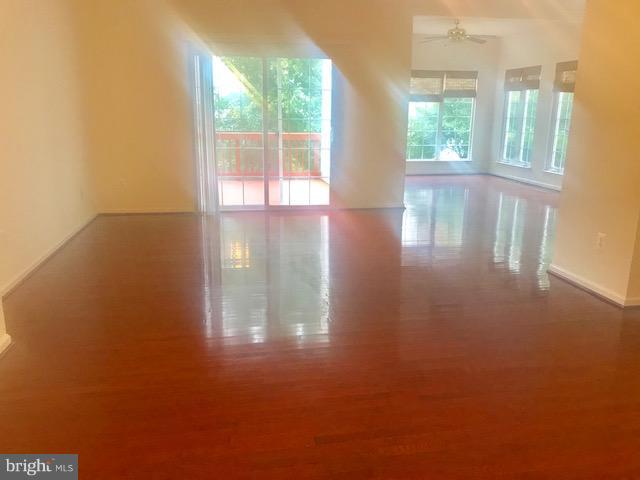 SOUTH RIDING - Residential Lease