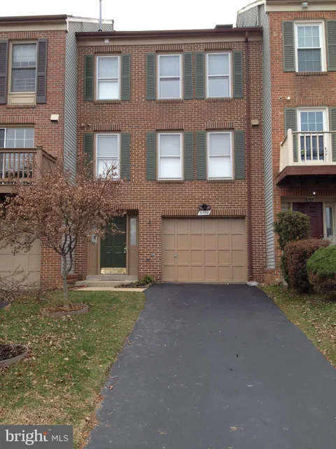 6559 River Tweed Lane, Alexandria, VA MLS: VAFX2333648