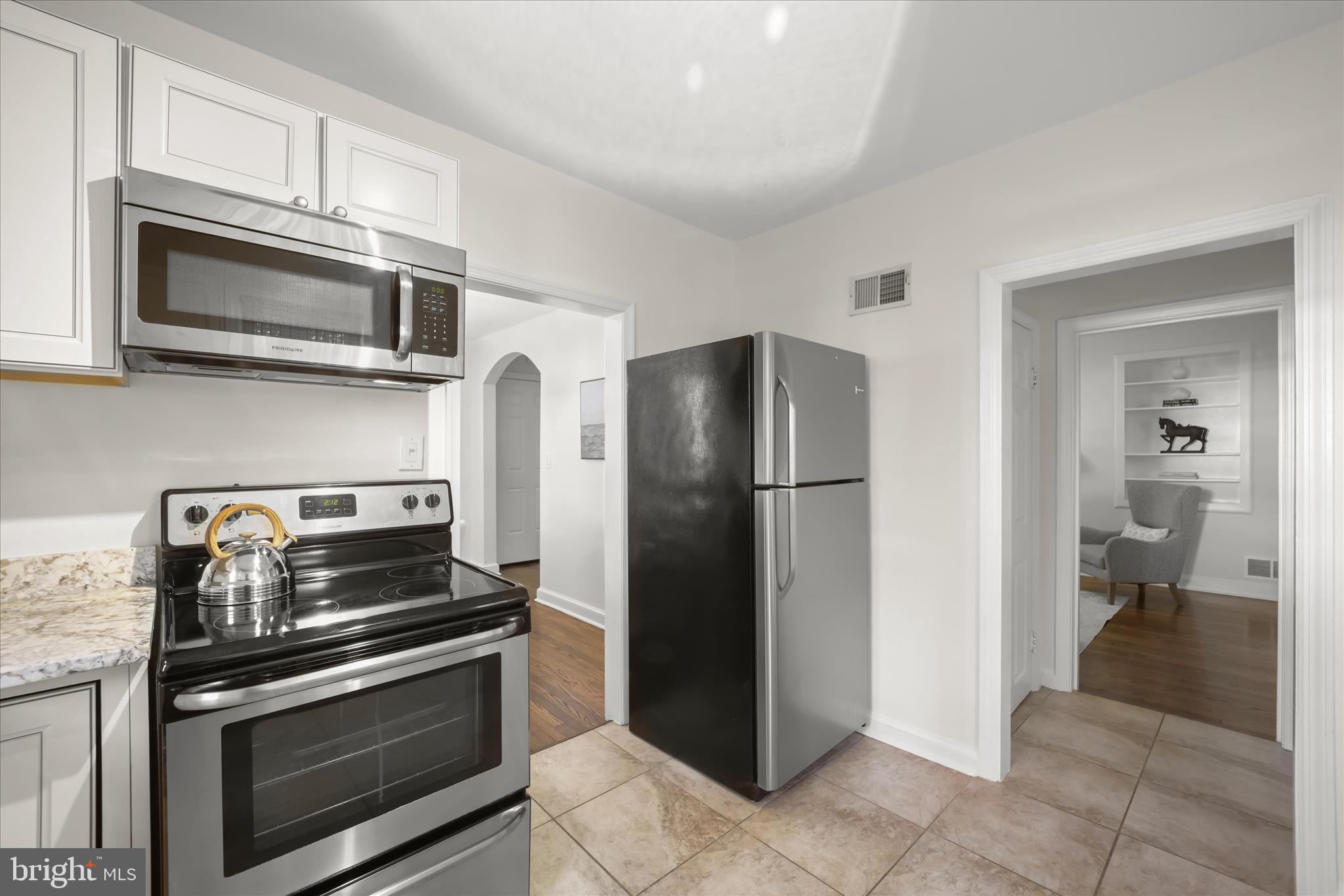 RIVERDALE PARK - Residential