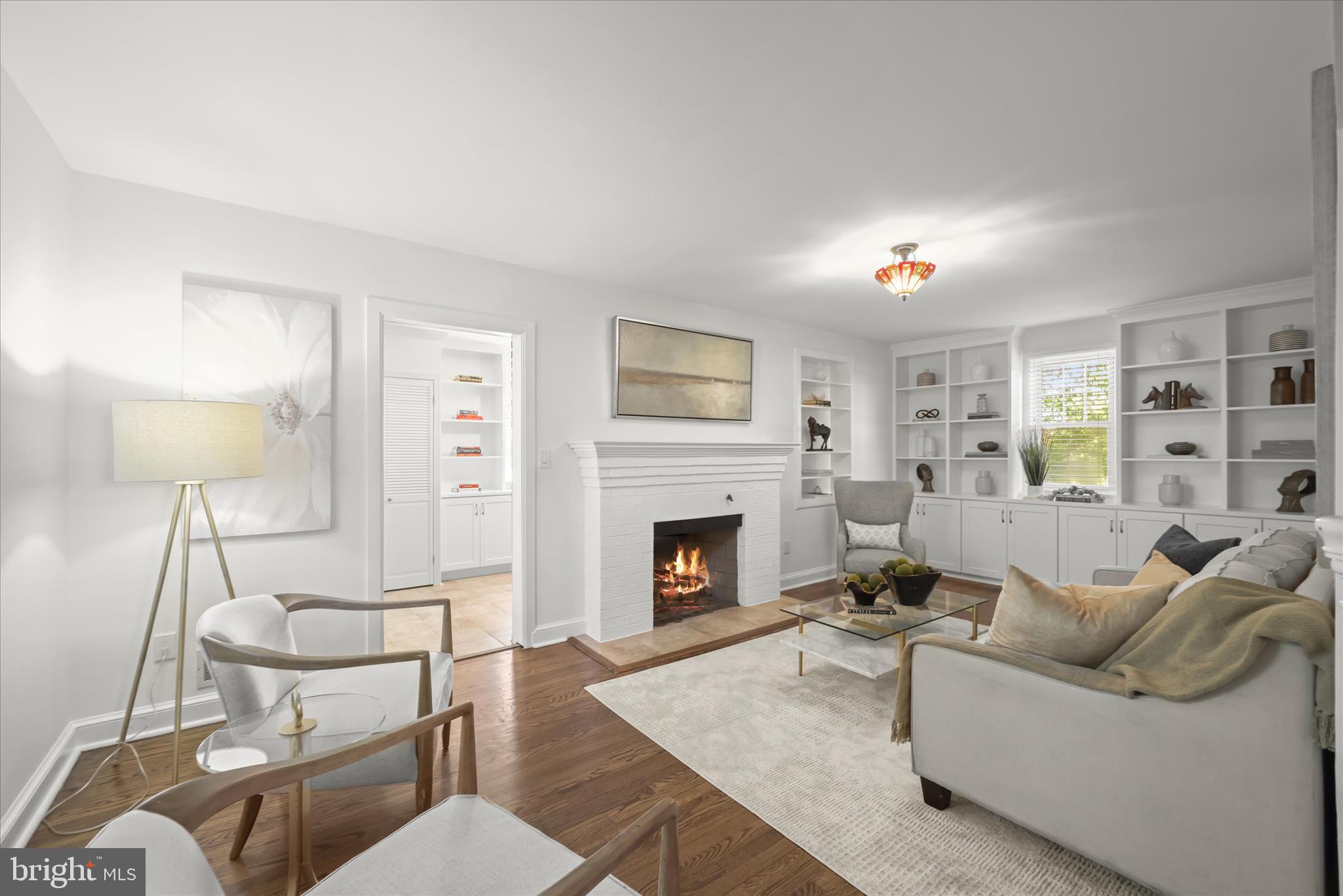 RIVERDALE PARK - Residential