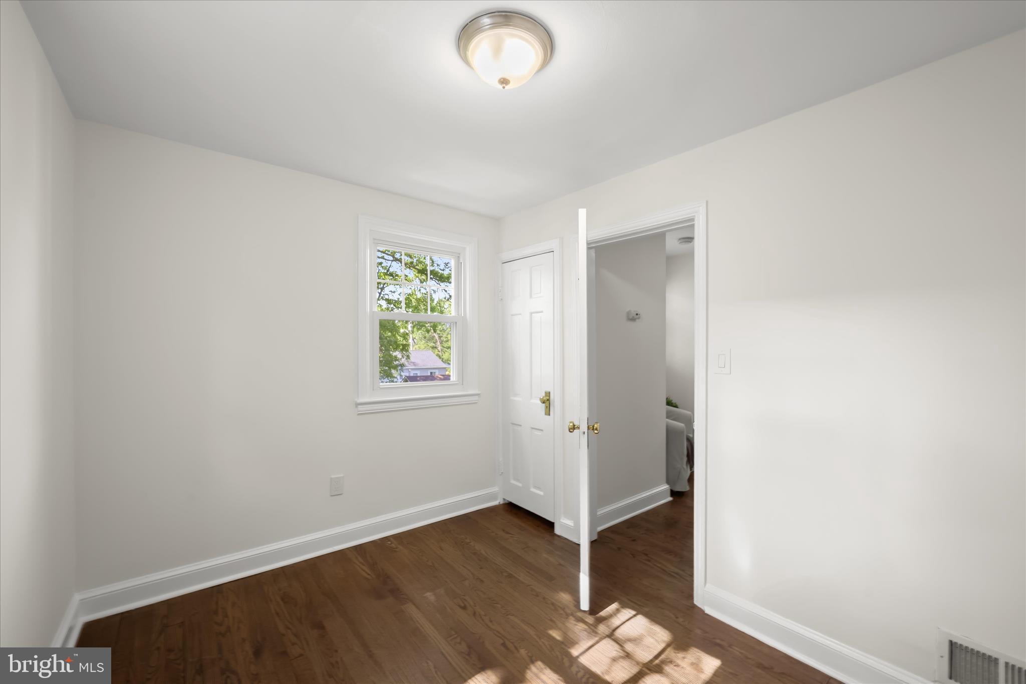 RIVERDALE PARK - Residential