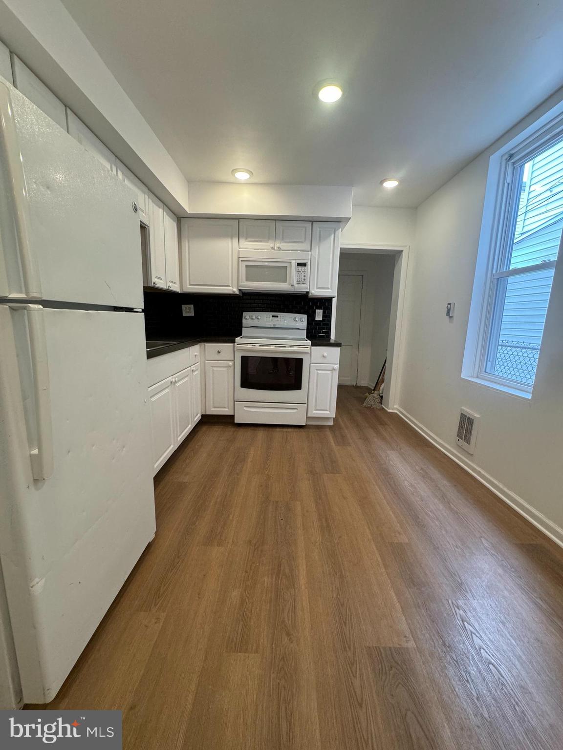 HARROWGATE - Residential Lease