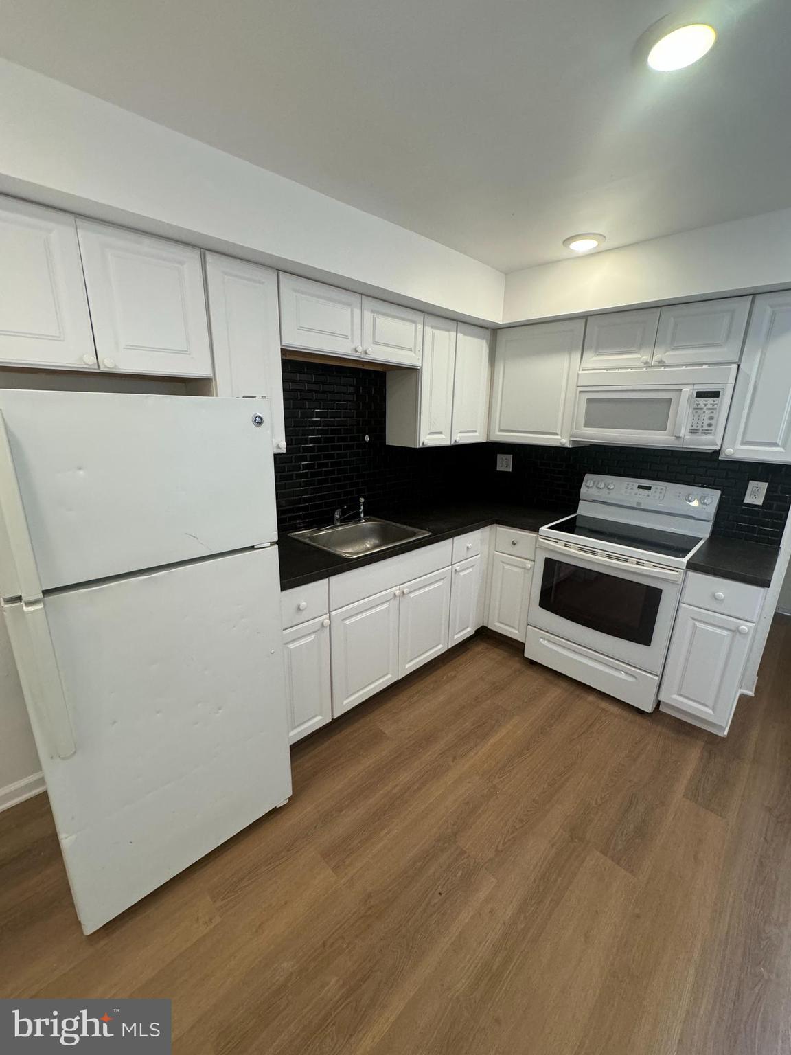 HARROWGATE - Residential Lease