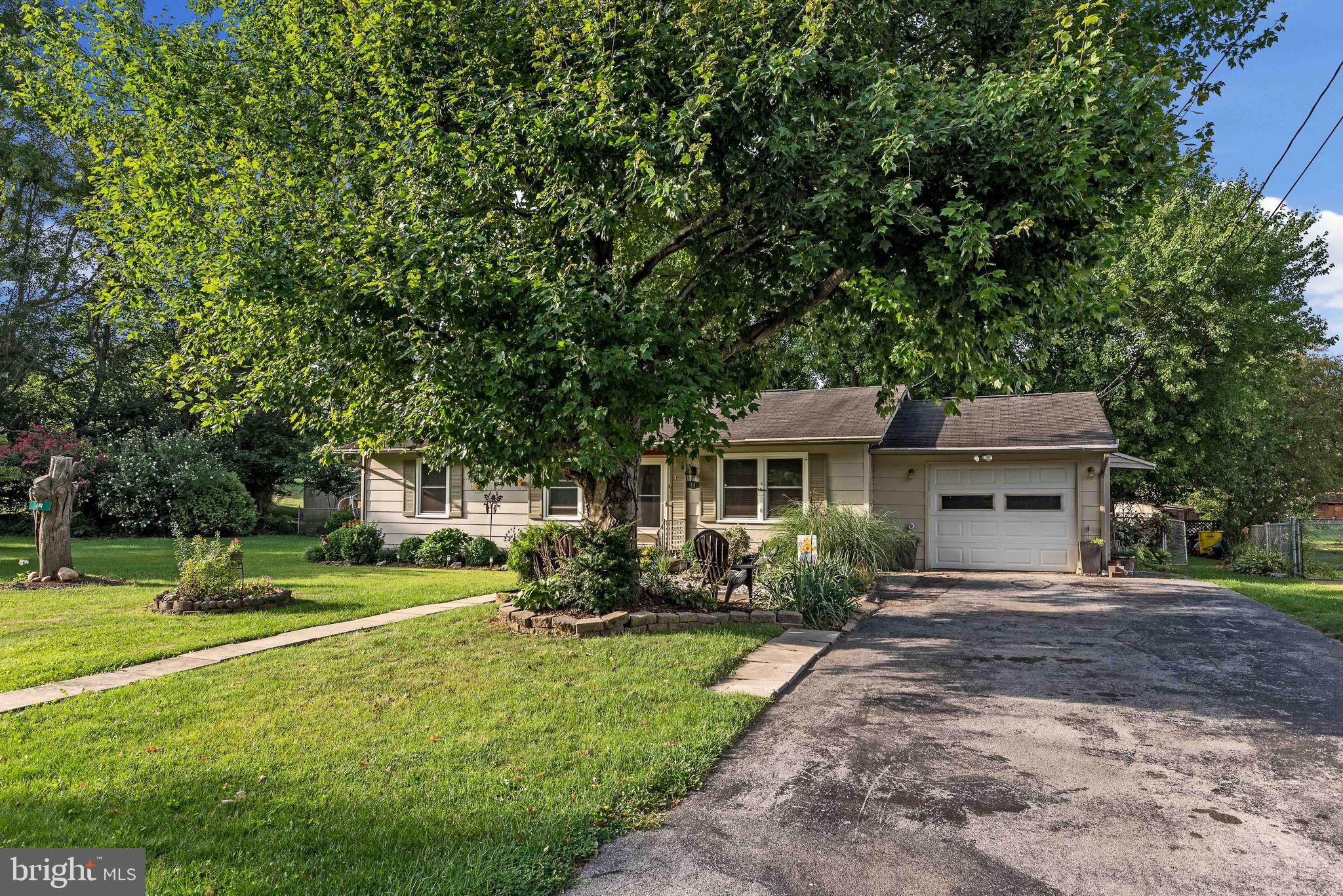 TUSCAWILLA HILLS - Residential