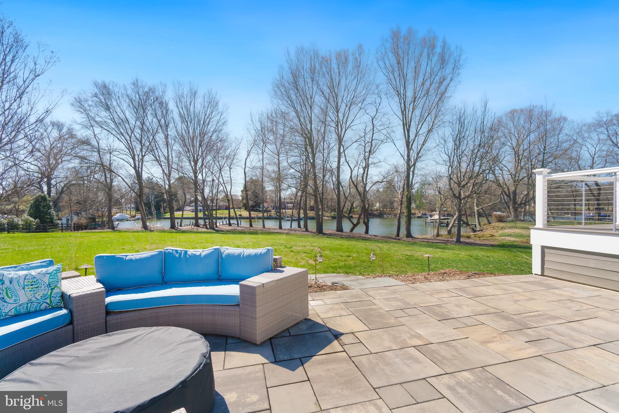 GOVERNOR GRASON MANOR - Residential