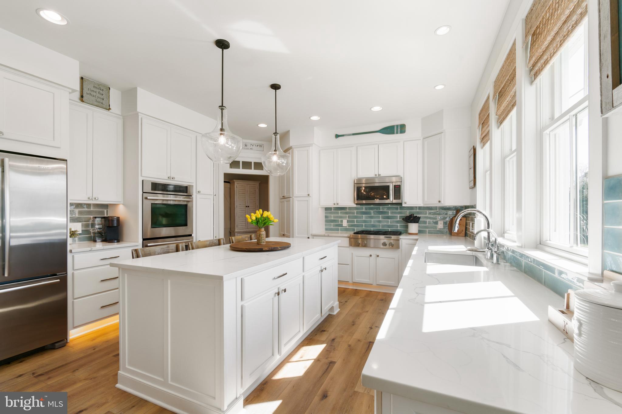 GOVERNOR GRASON MANOR - Residential