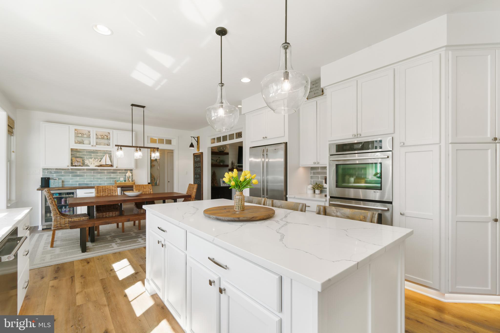 GOVERNOR GRASON MANOR - Residential