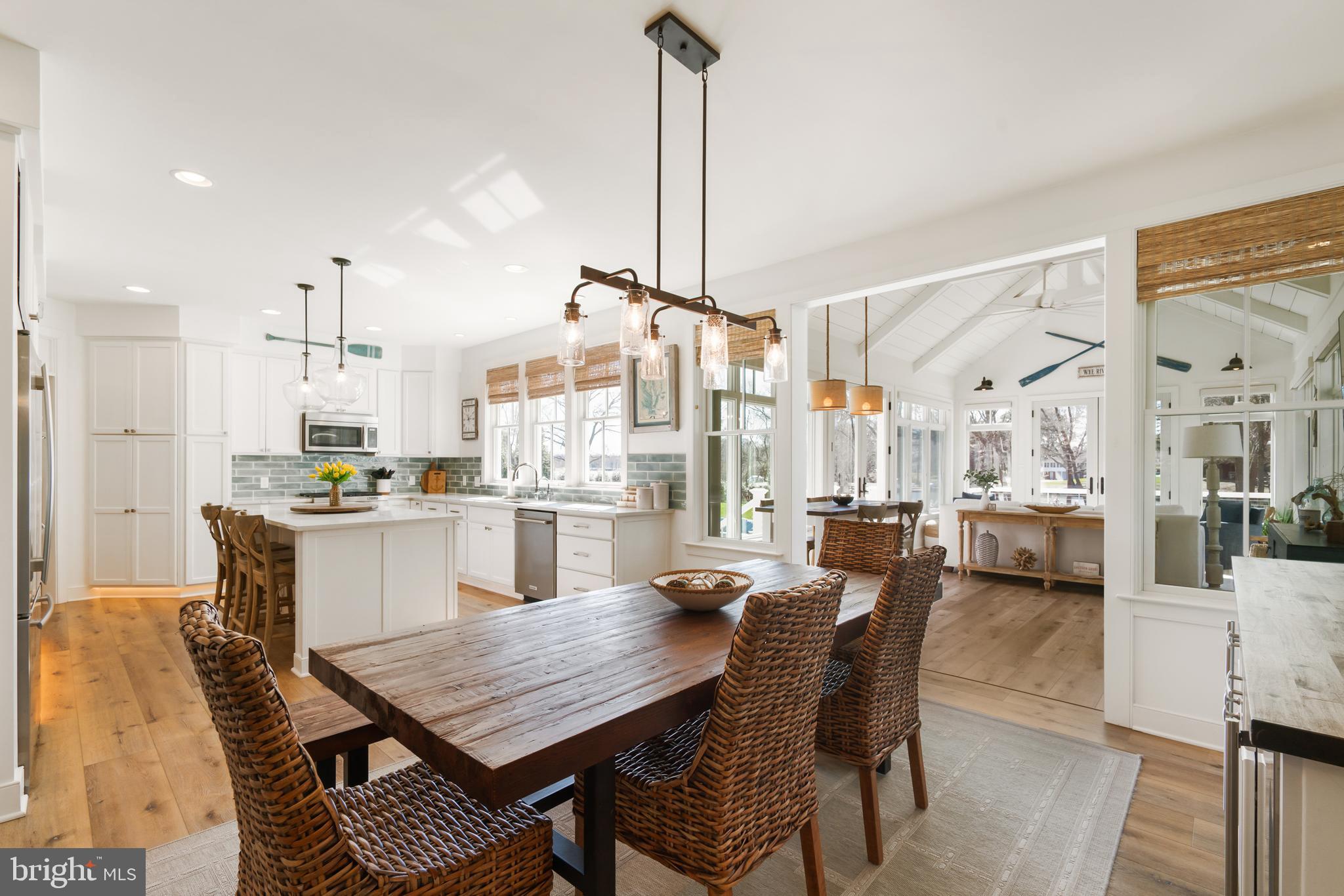 GOVERNOR GRASON MANOR - Residential