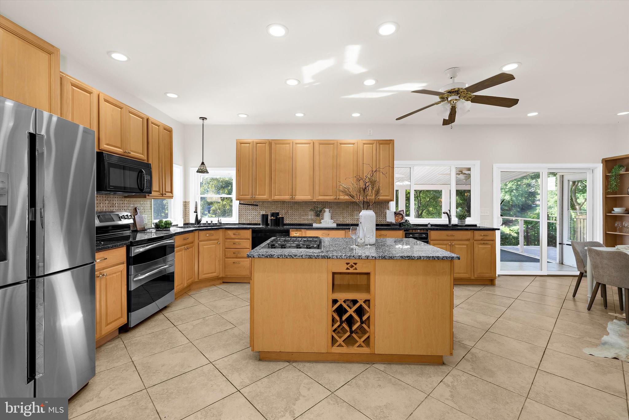 CHELSEA BEACH - Residential