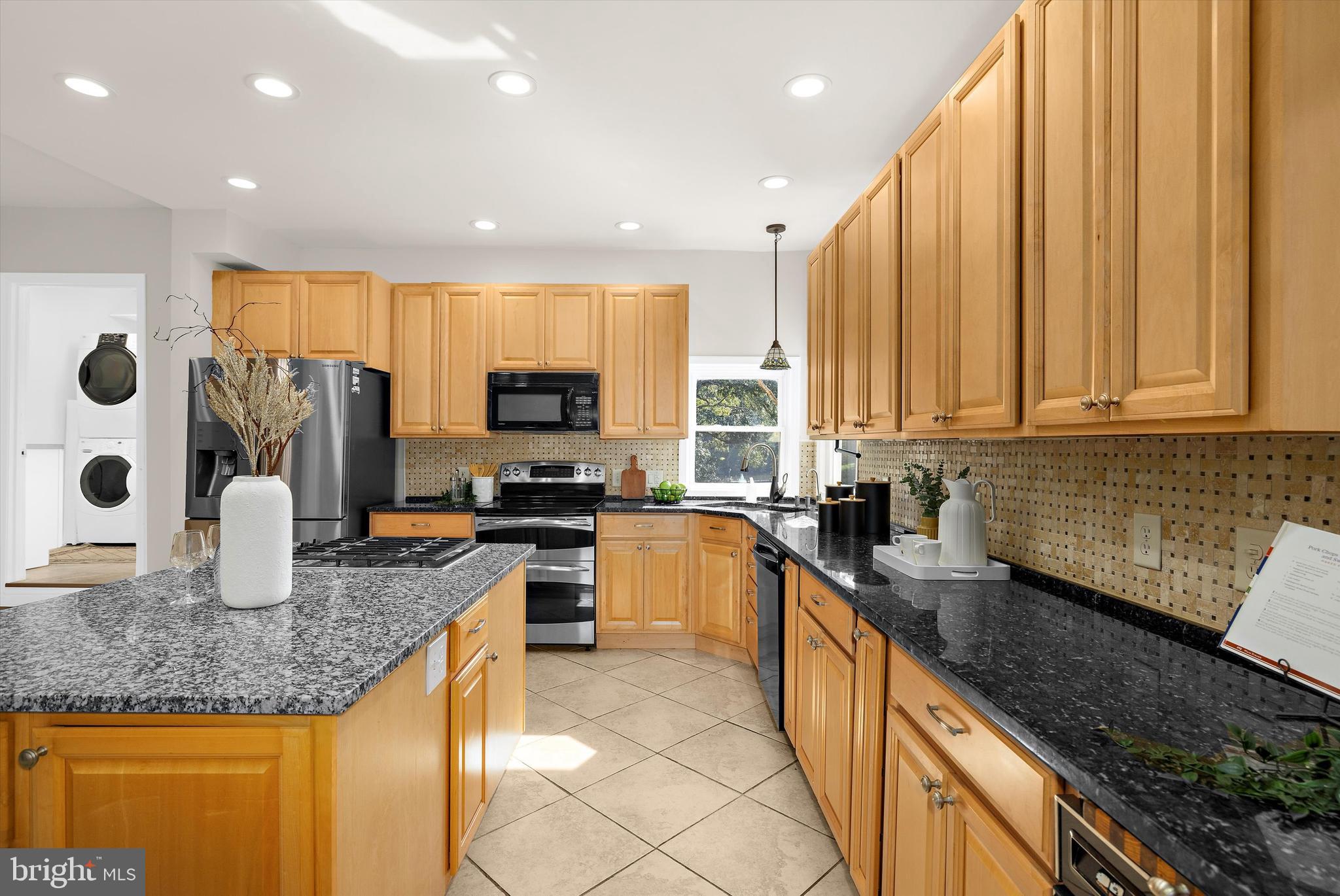 CHELSEA BEACH - Residential