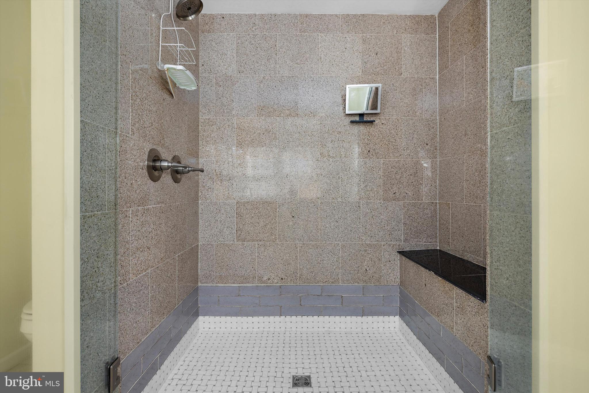 CHELSEA BEACH - Residential