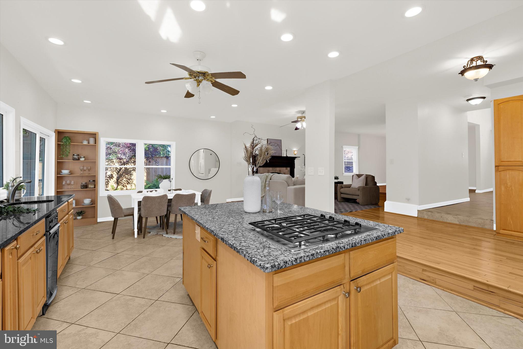 CHELSEA BEACH - Residential