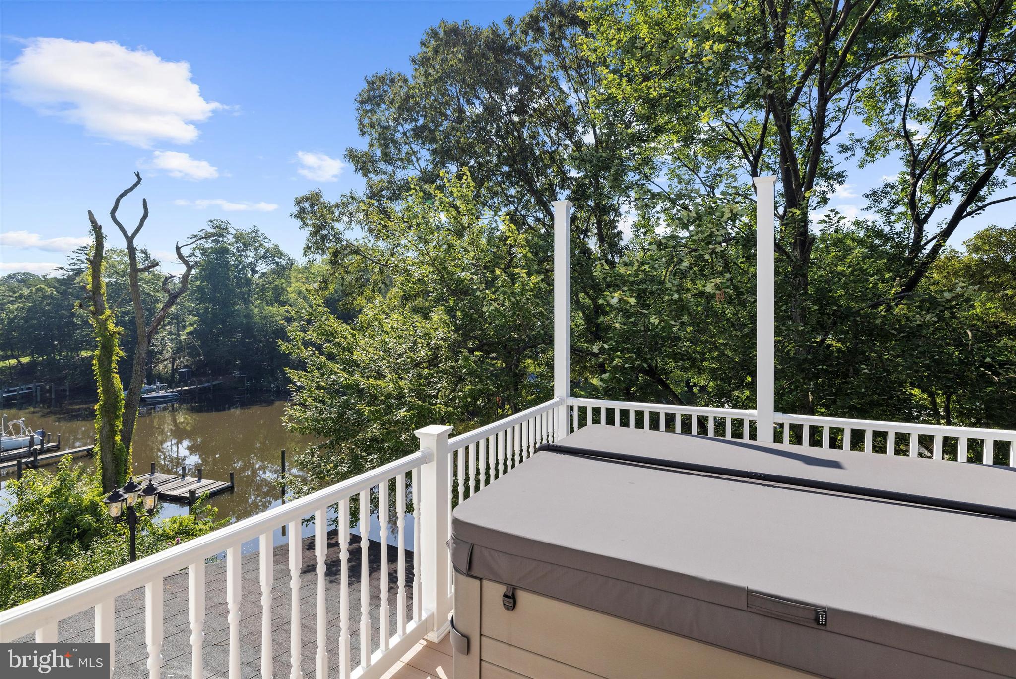 CHELSEA BEACH - Residential