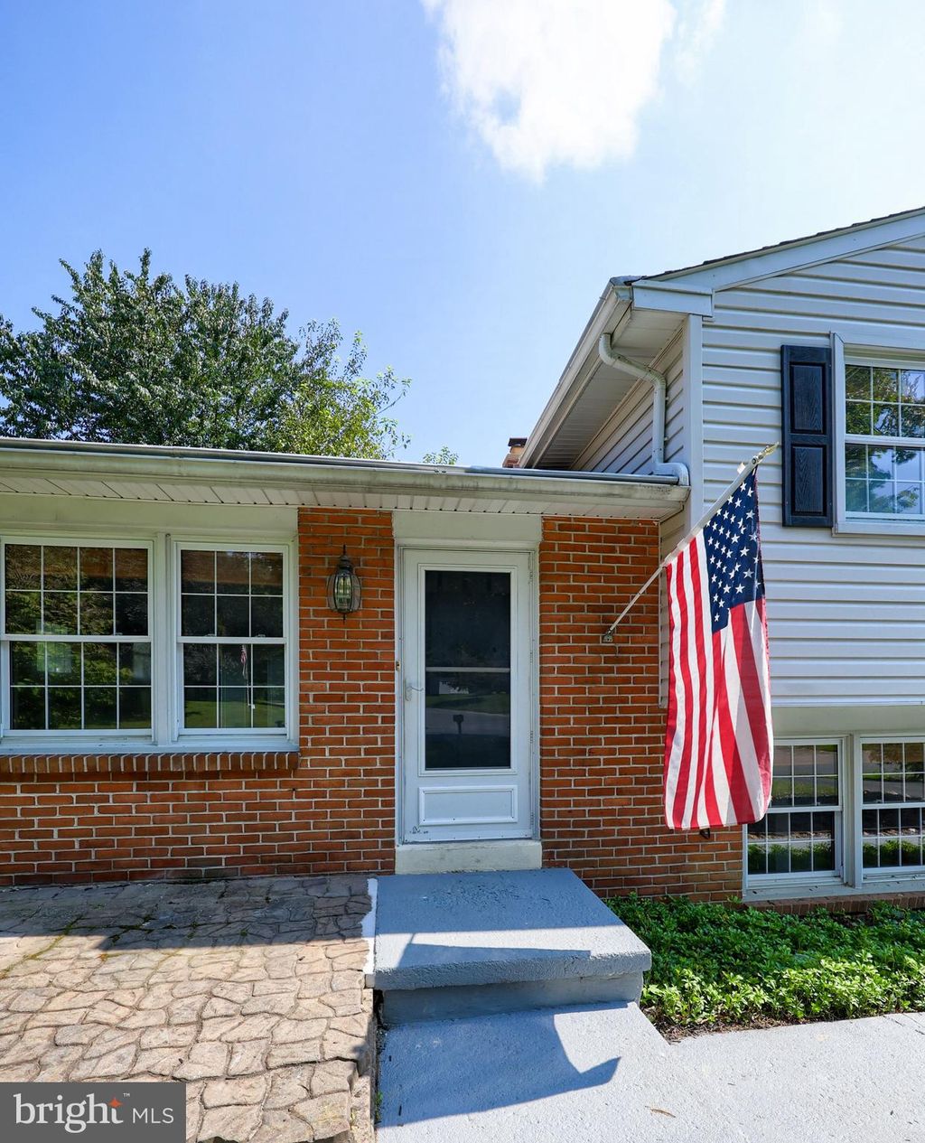 Photo of 41 Fresh Meadow Drive, Lancaster, PA 17603 (MLS # PALA2056824)