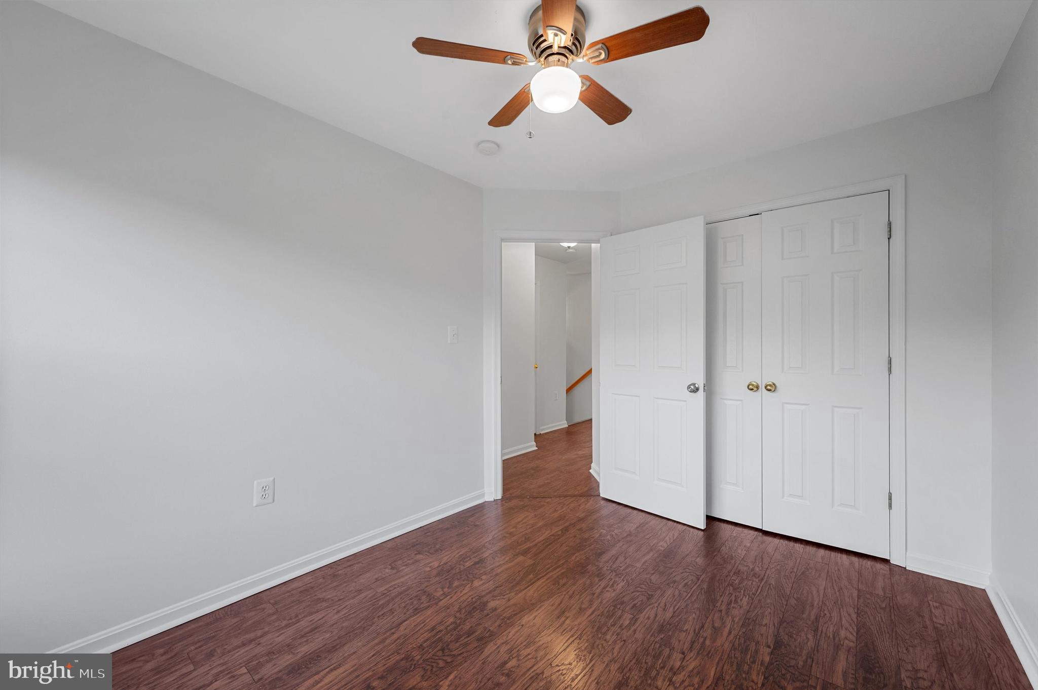 COLONIAL HILLS - Residential