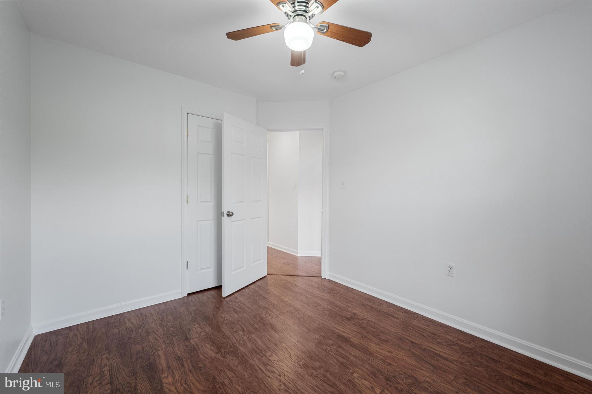 COLONIAL HILLS - Residential