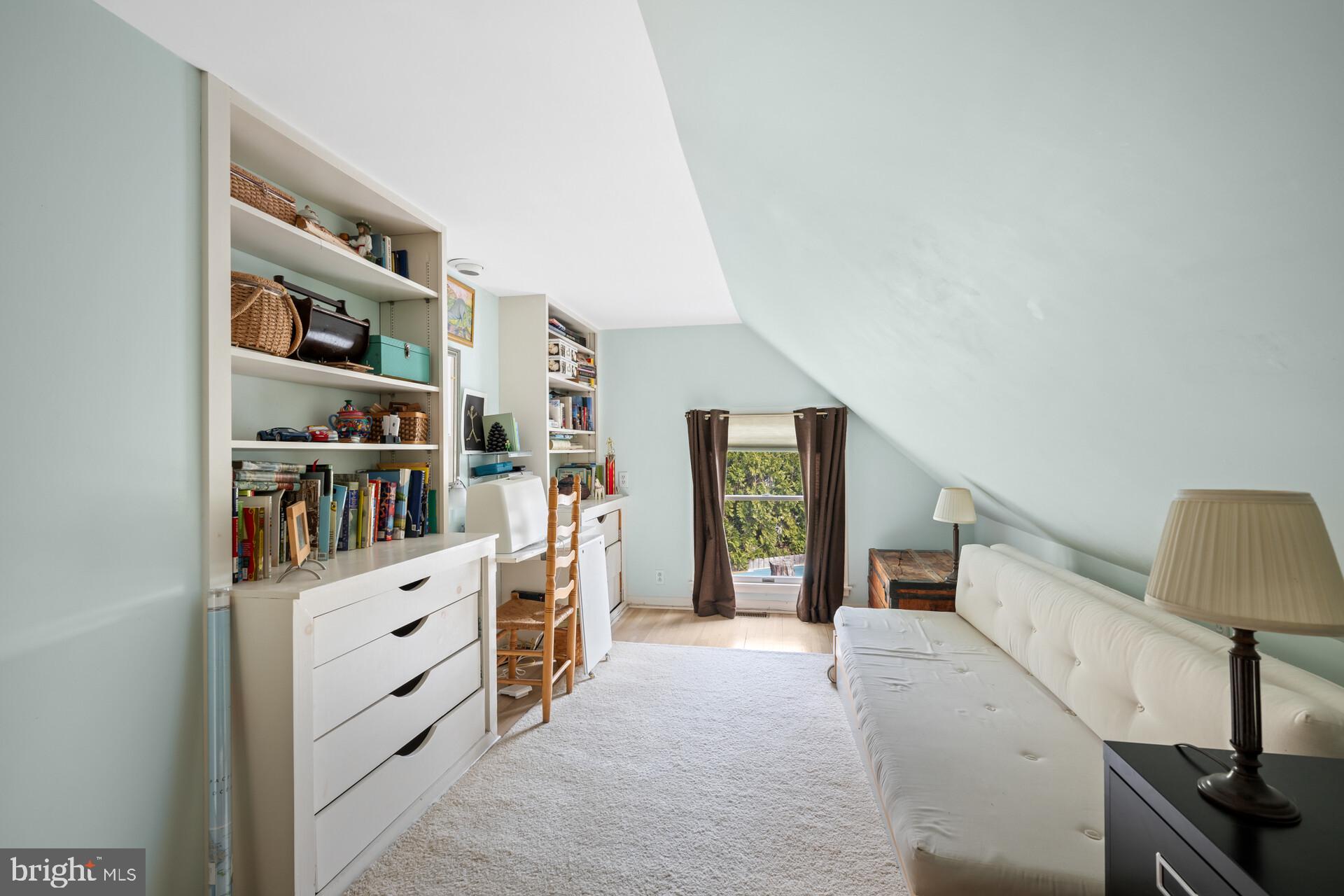 DOYLESTOWN - Residential