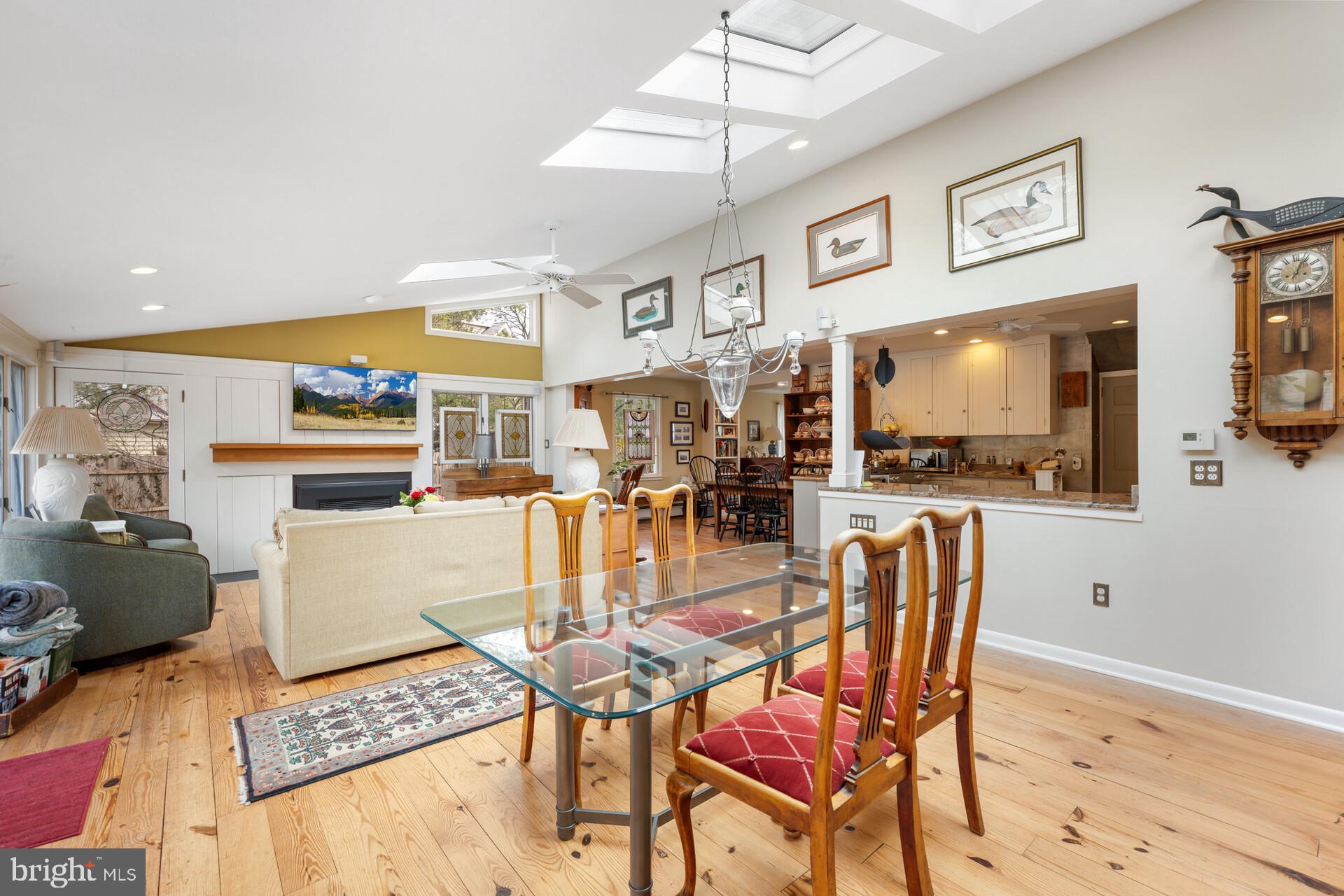 DOYLESTOWN - Residential