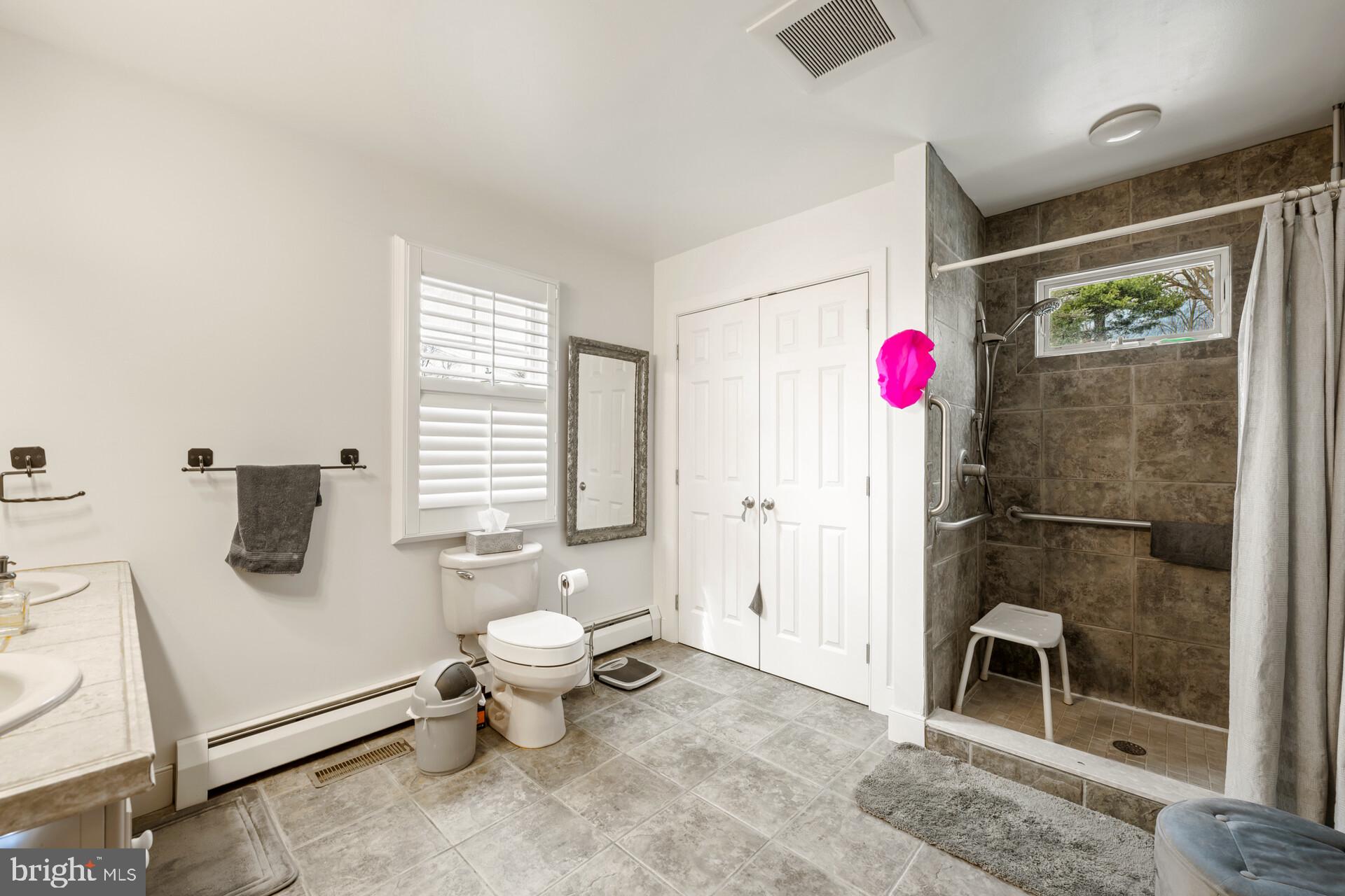 DOYLESTOWN - Residential