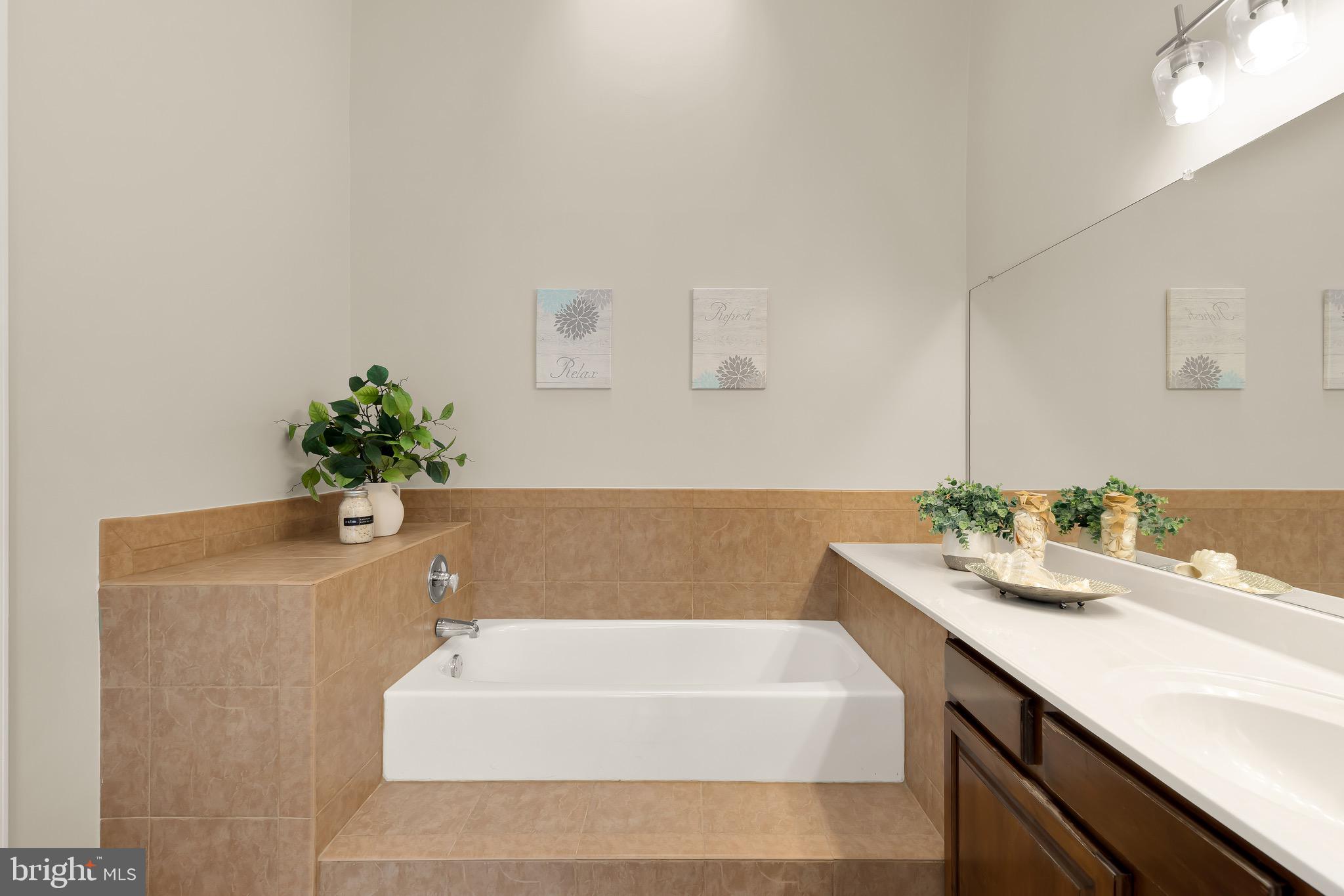 FAIR RIDGE - Residential