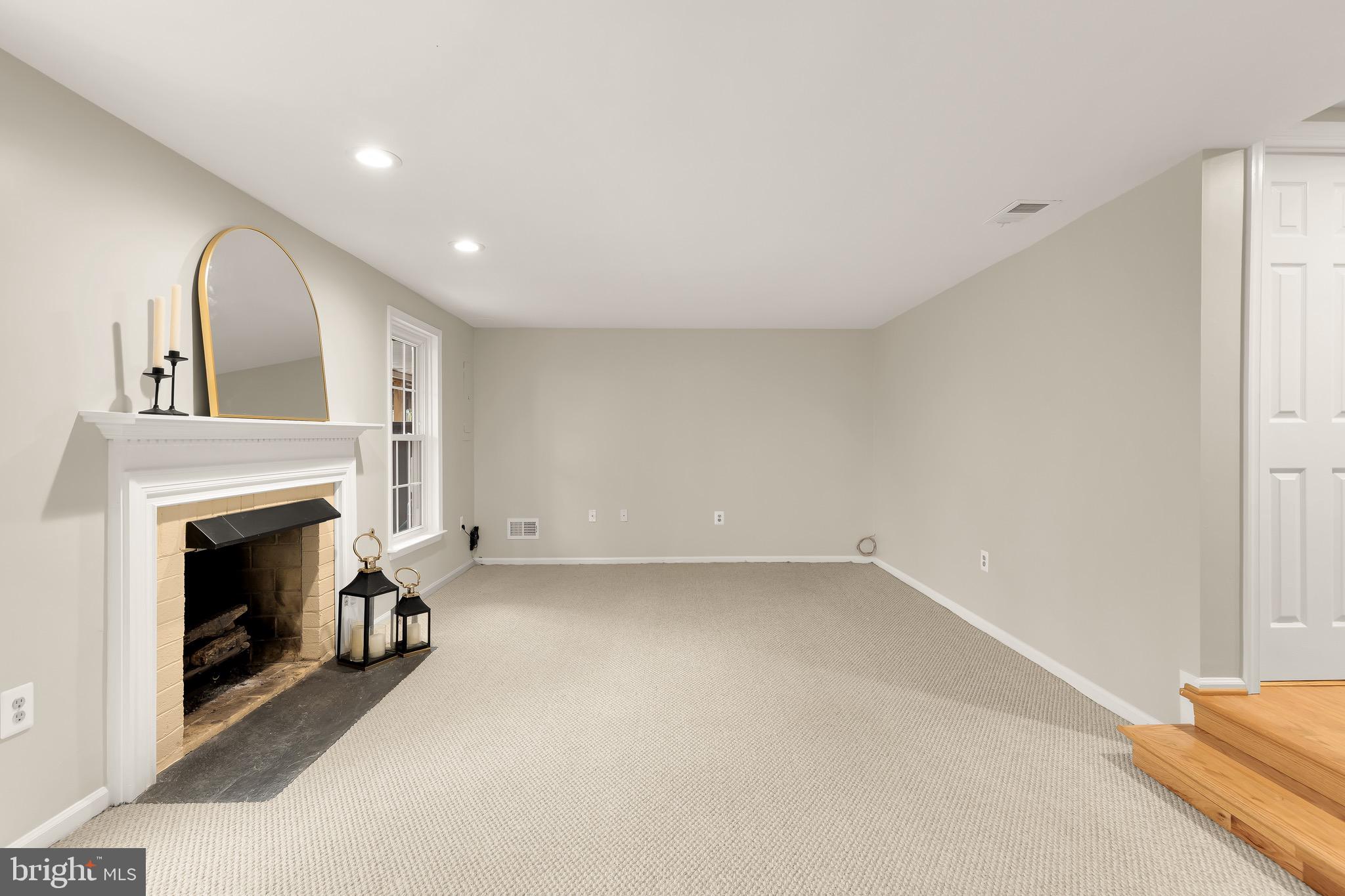 FAIR RIDGE - Residential