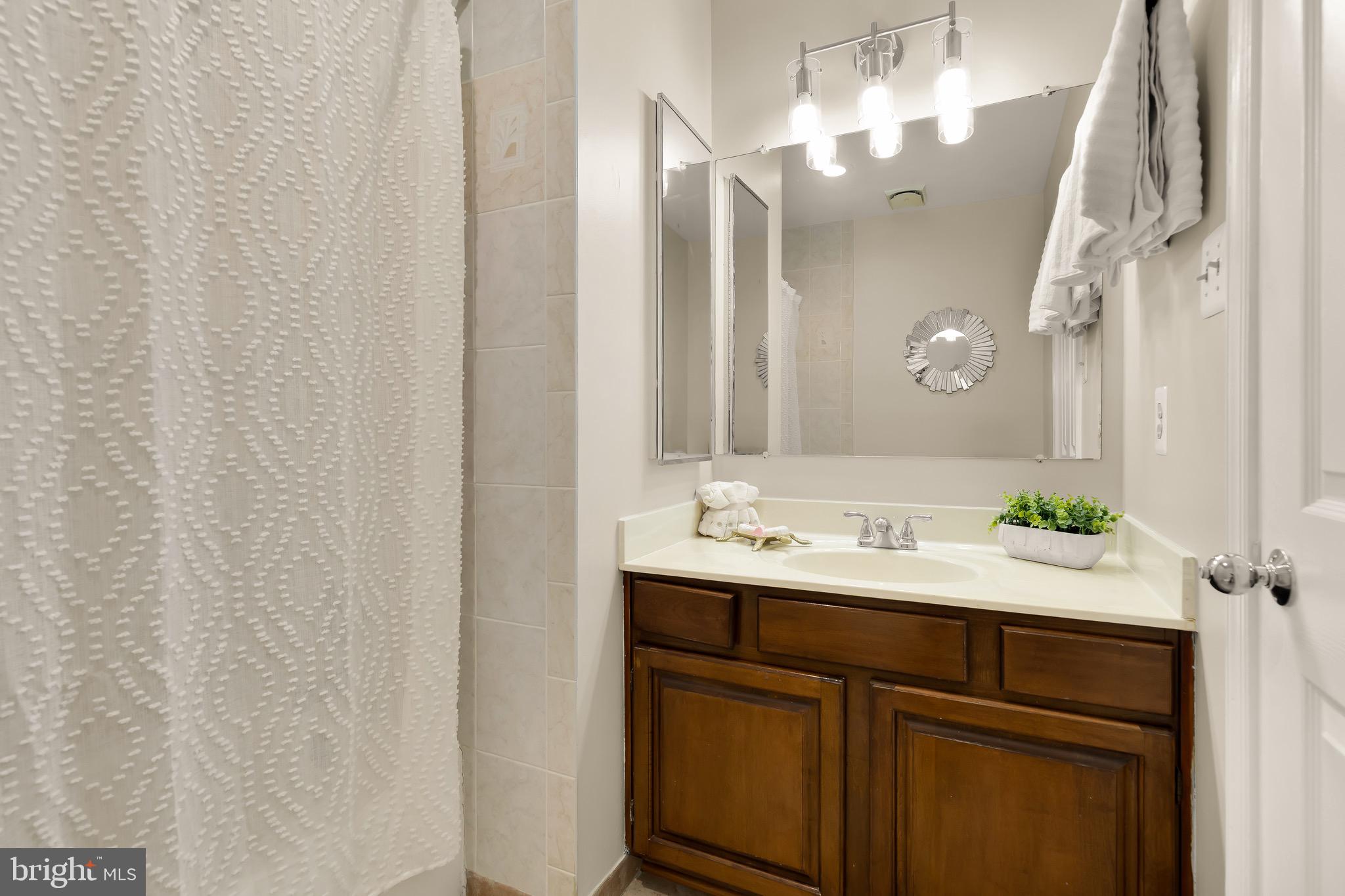 FAIR RIDGE - Residential