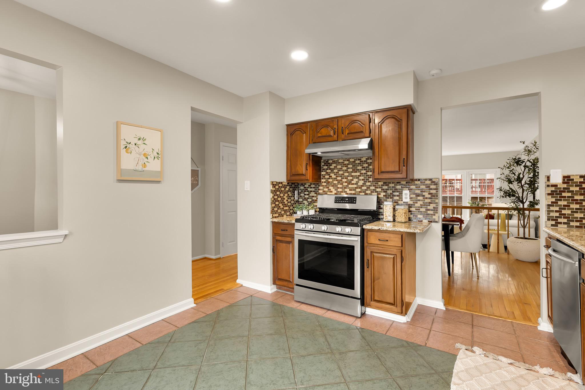 FAIR RIDGE - Residential