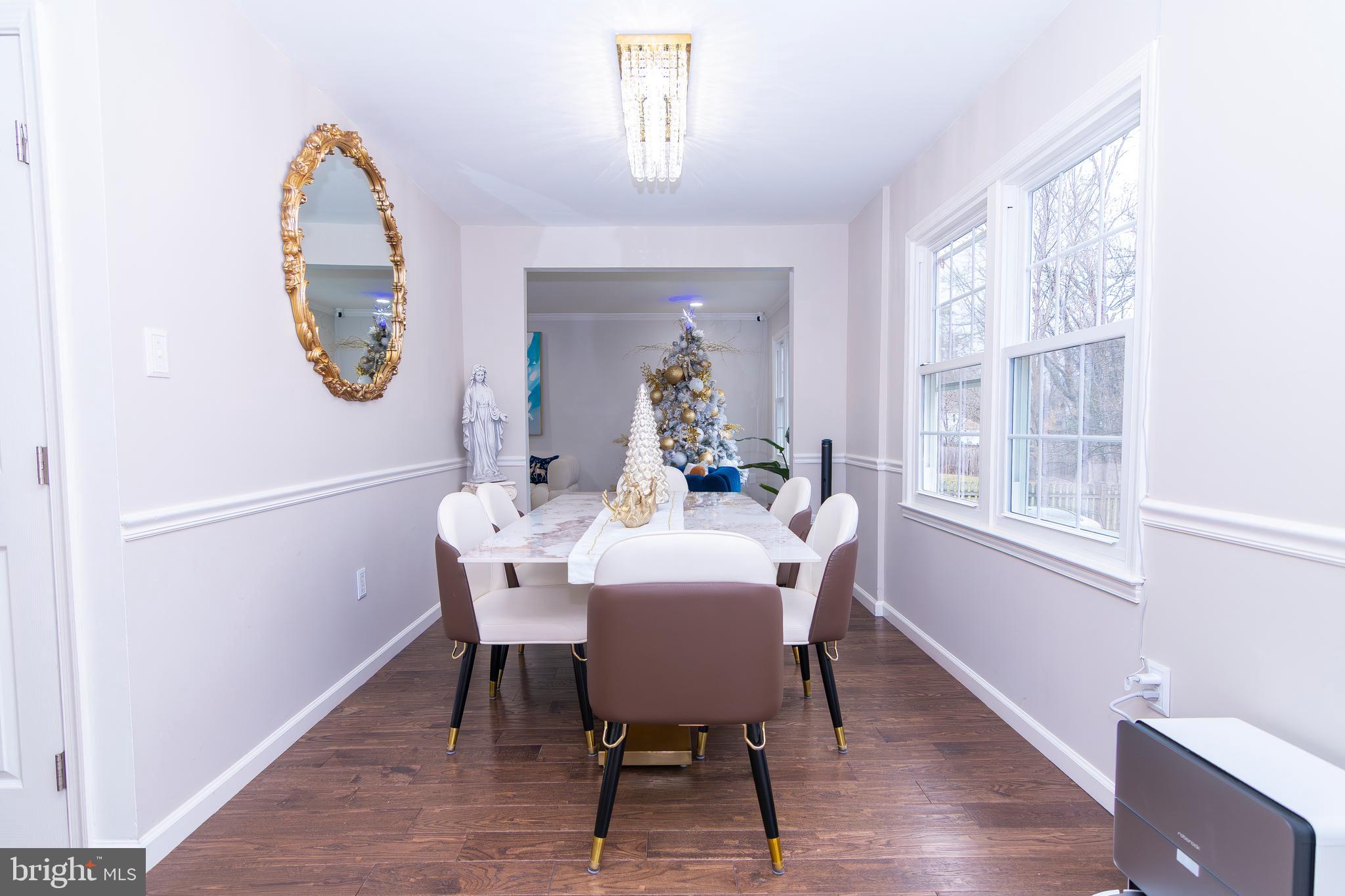 RESTON - Residential