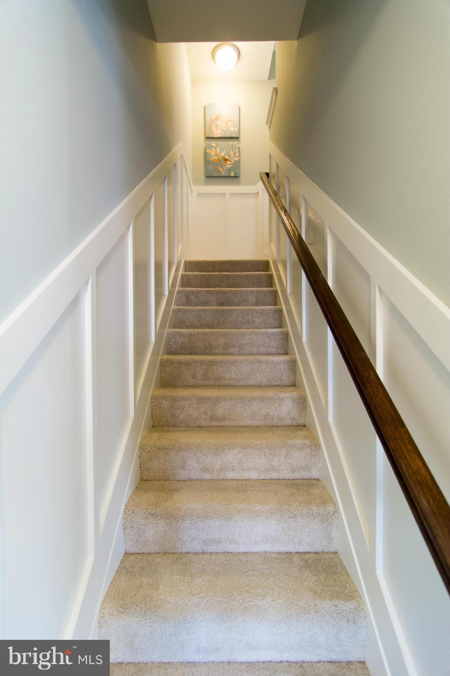 VILLAGE GREENS - Residential