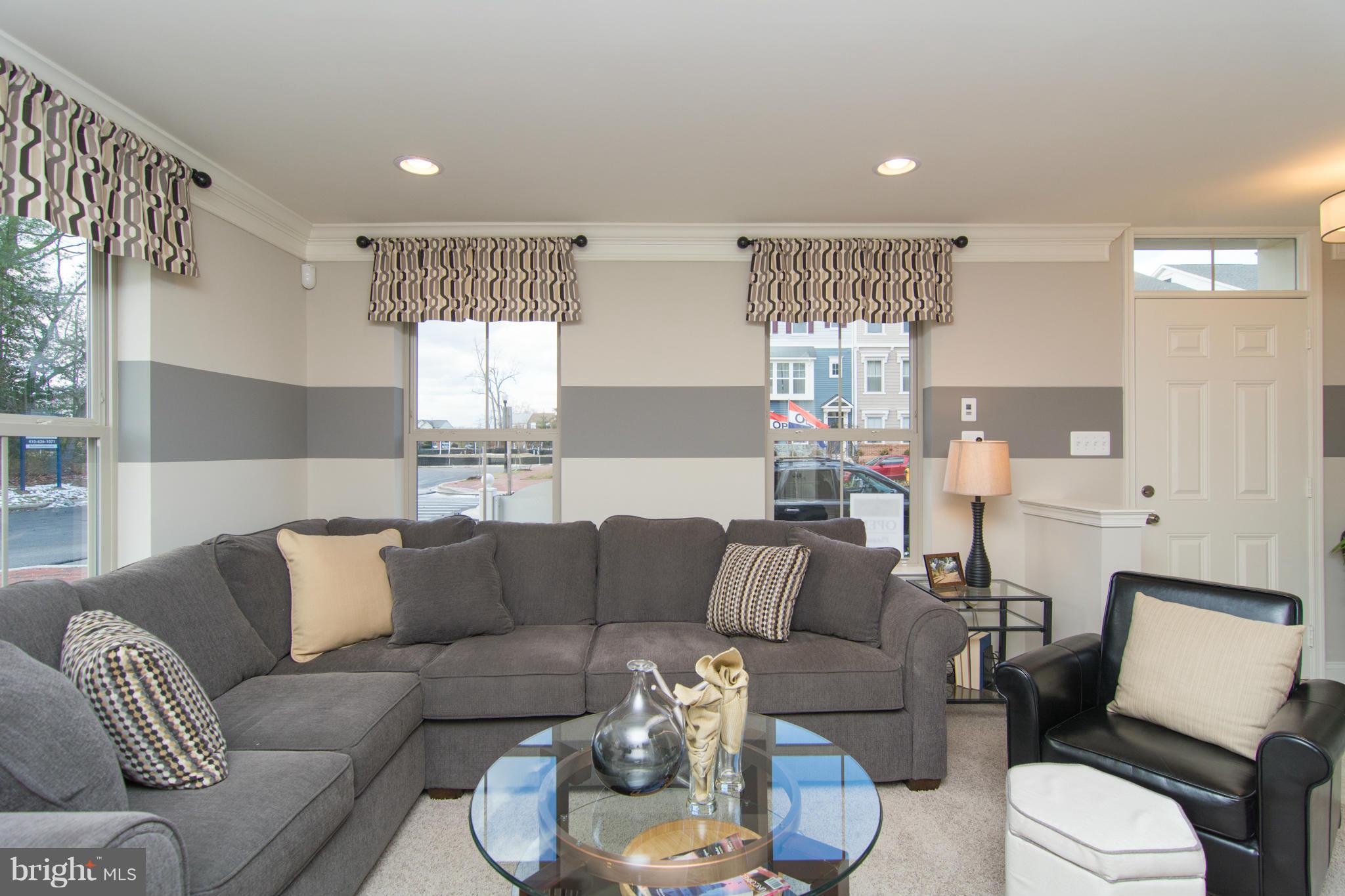 VILLAGE GREENS - Residential