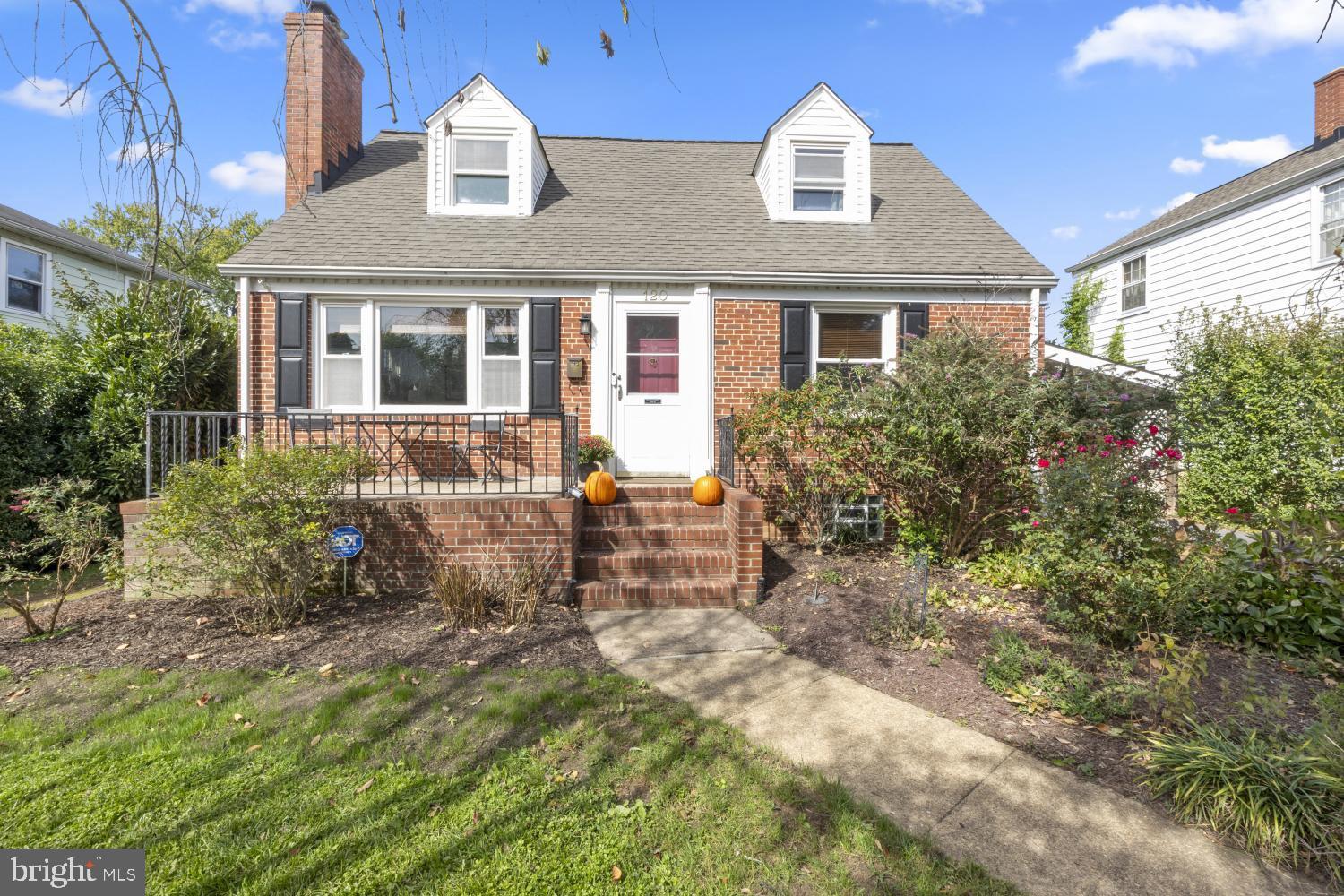 120 HAWTHORNE AVENUE