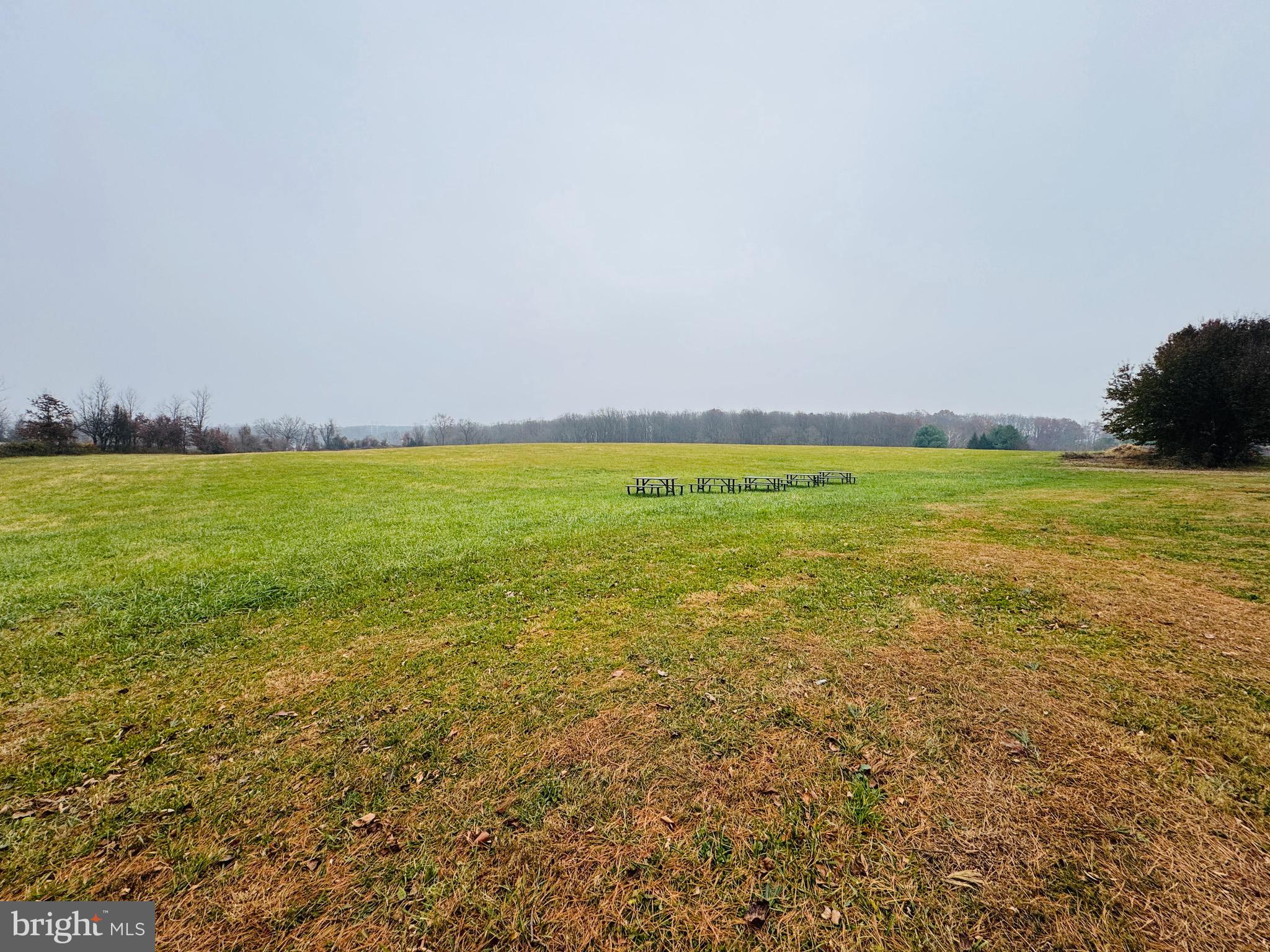 LAYTONSVILLE OUTSIDE - Residential