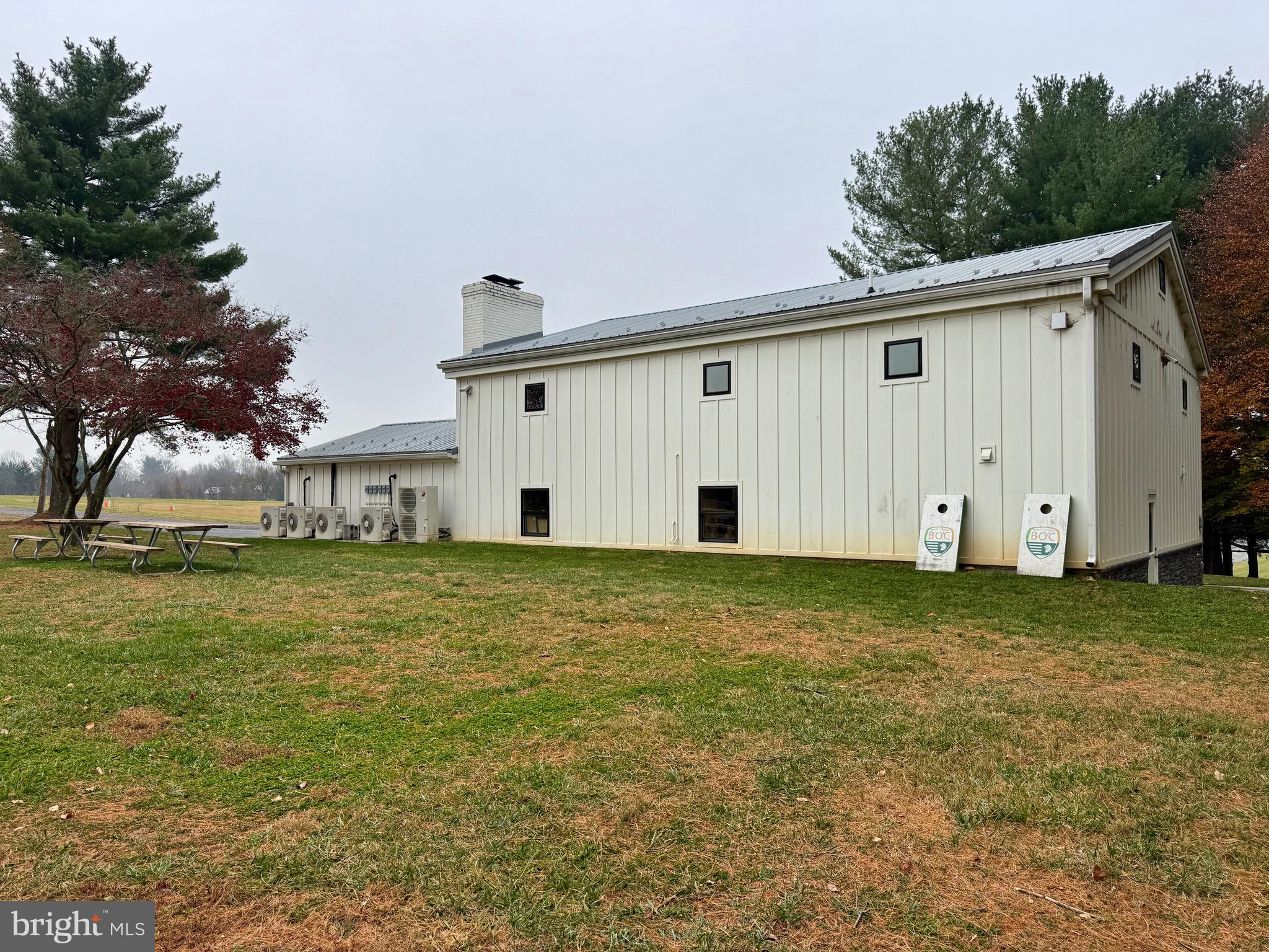 LAYTONSVILLE OUTSIDE - Residential