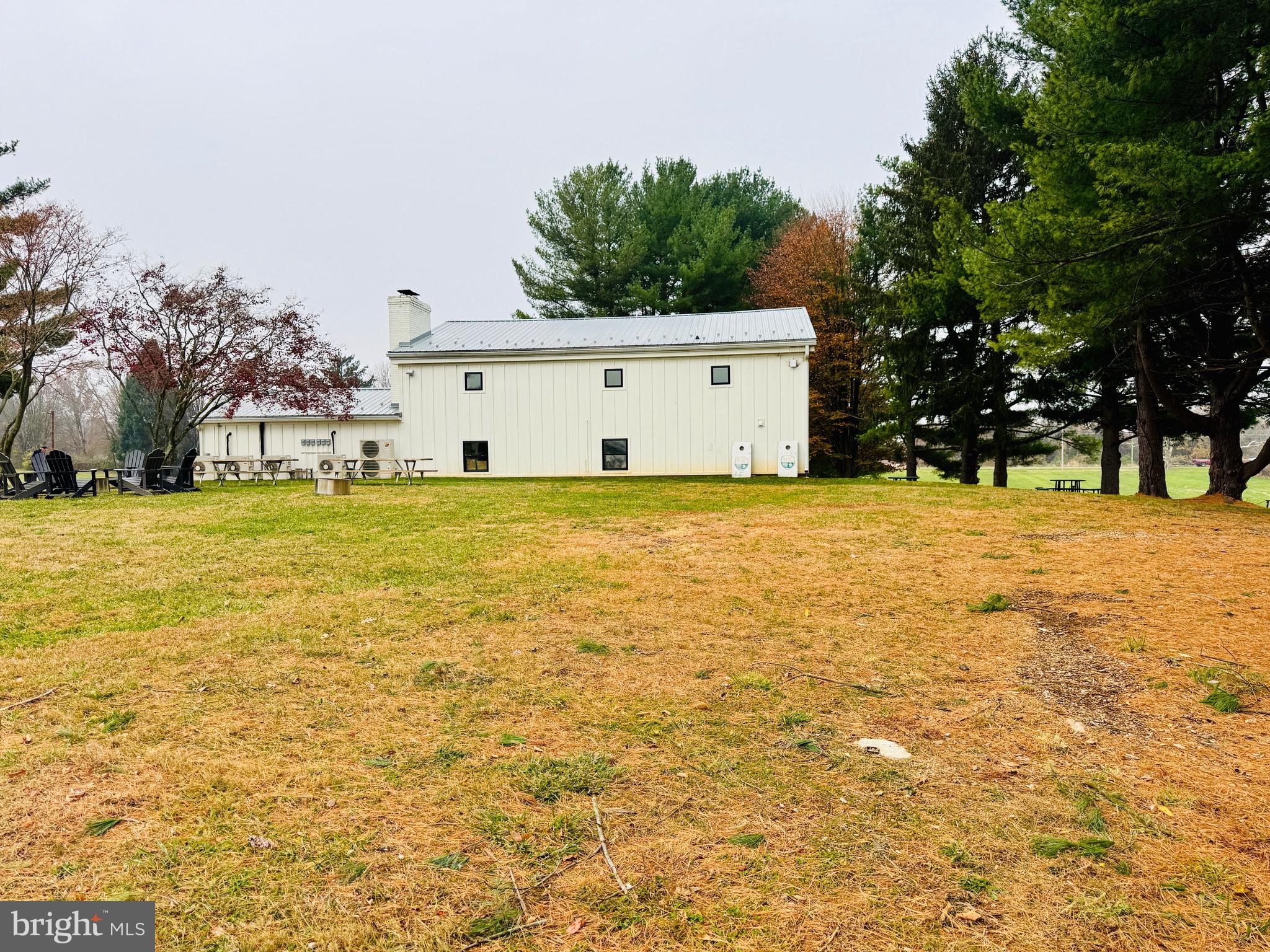 LAYTONSVILLE OUTSIDE - Residential