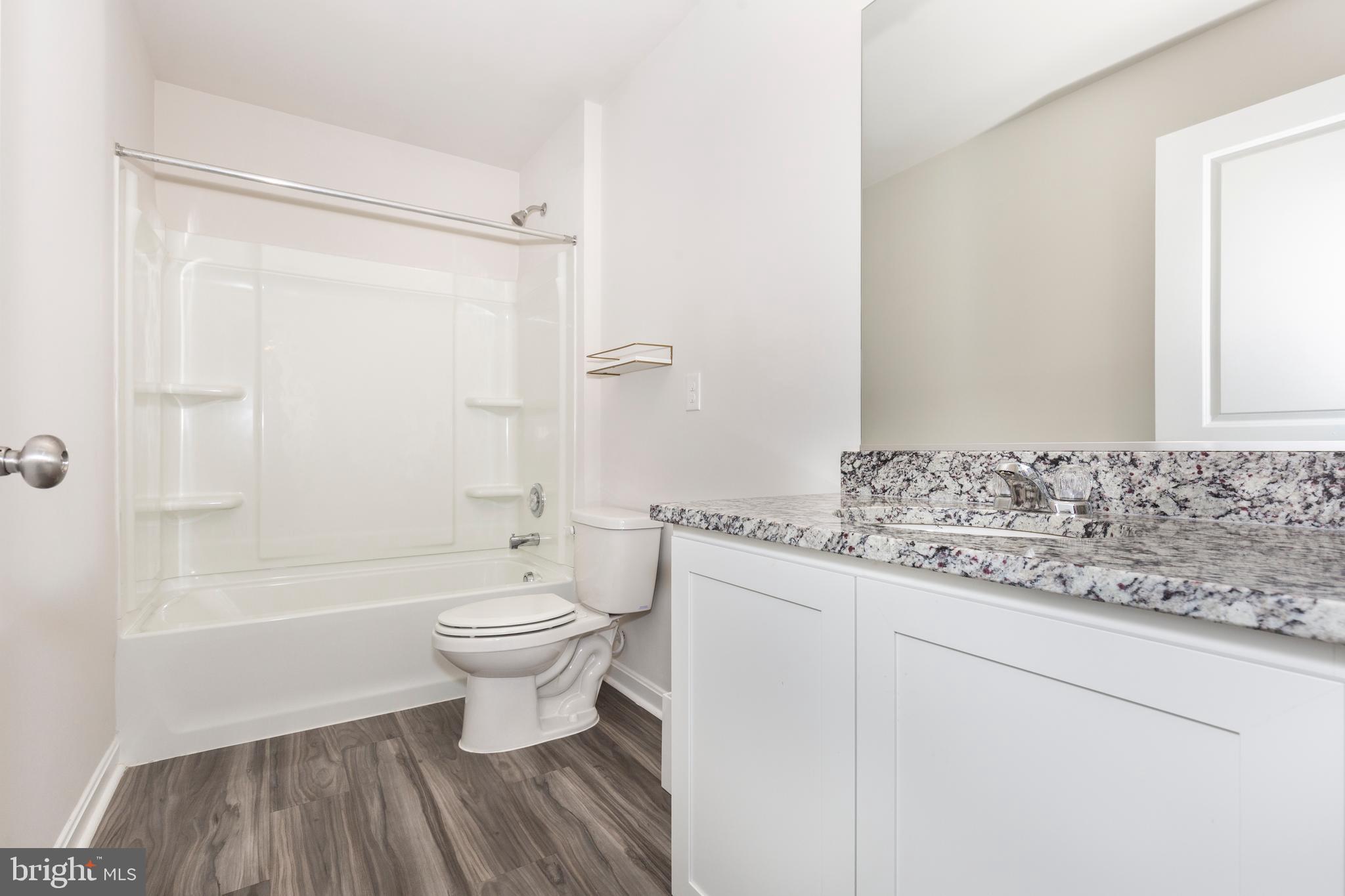 HILLSIDE MANOR - Residential