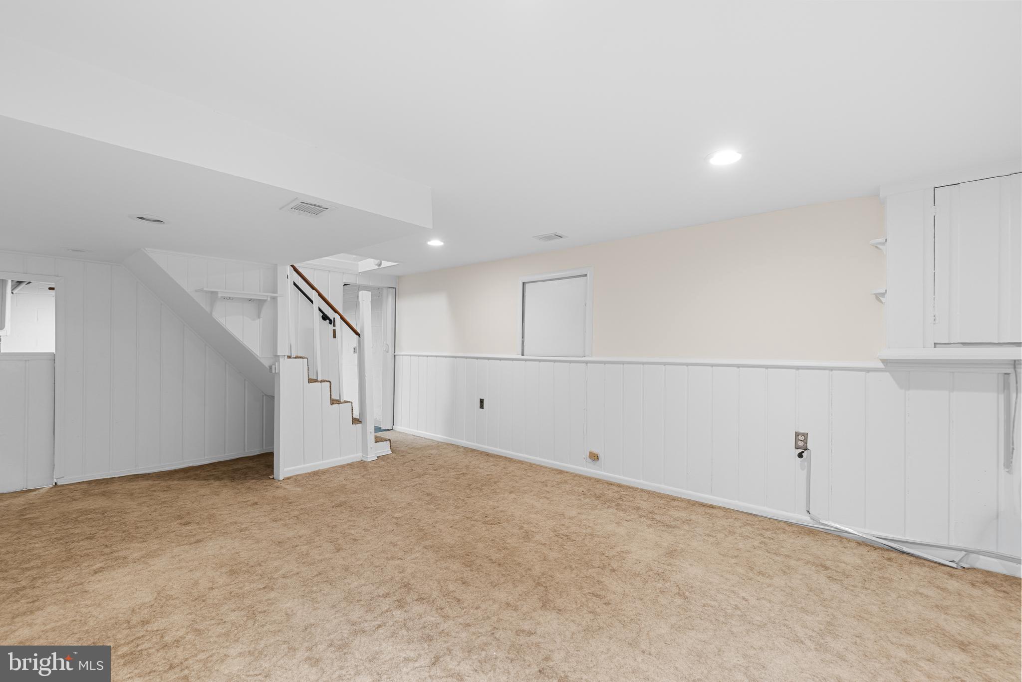 WHEATON HILLS - Residential