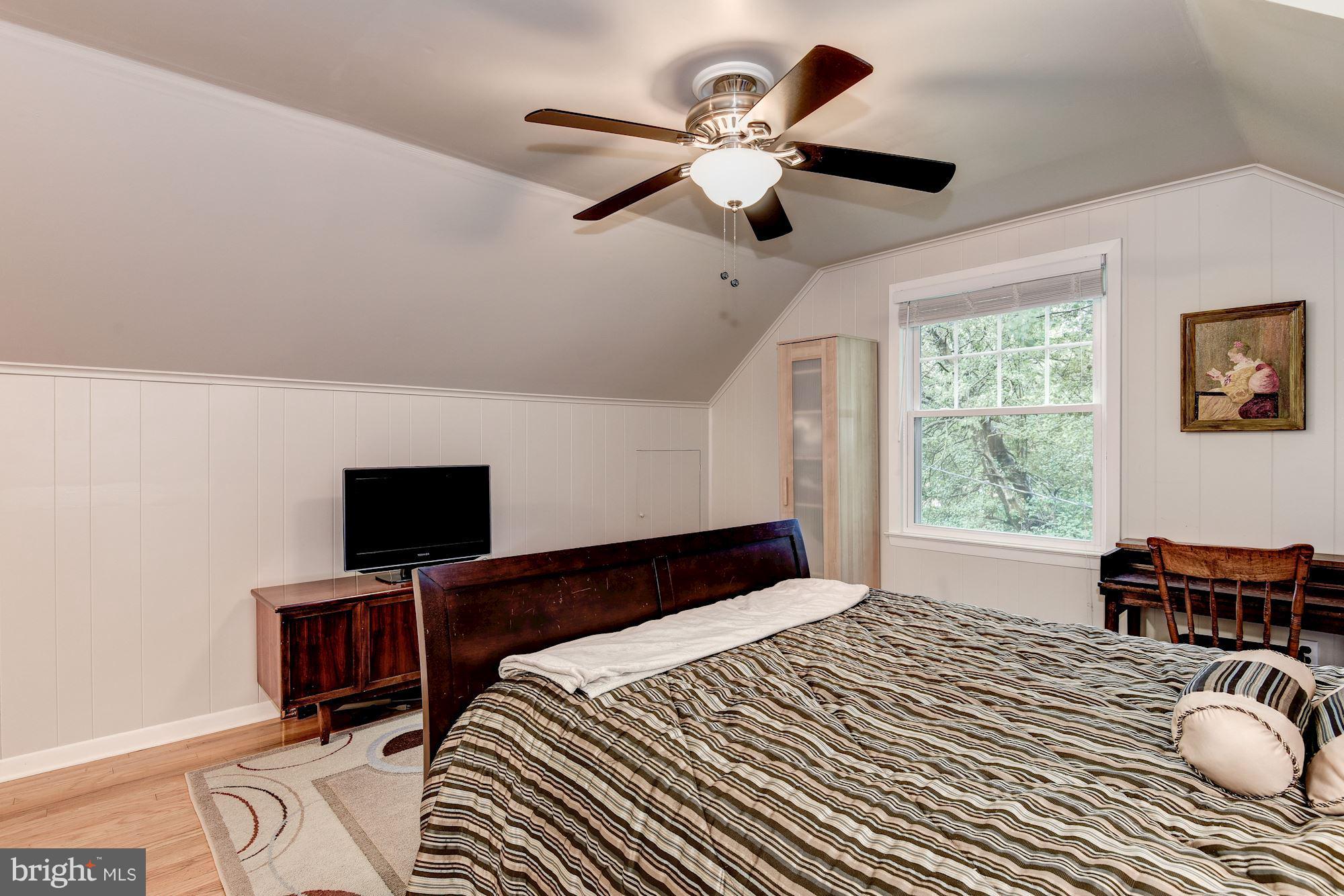 RAMBLEWOOD - Residential