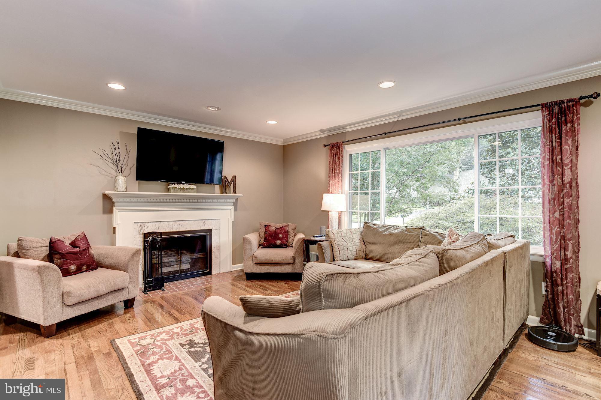 RAMBLEWOOD - Residential