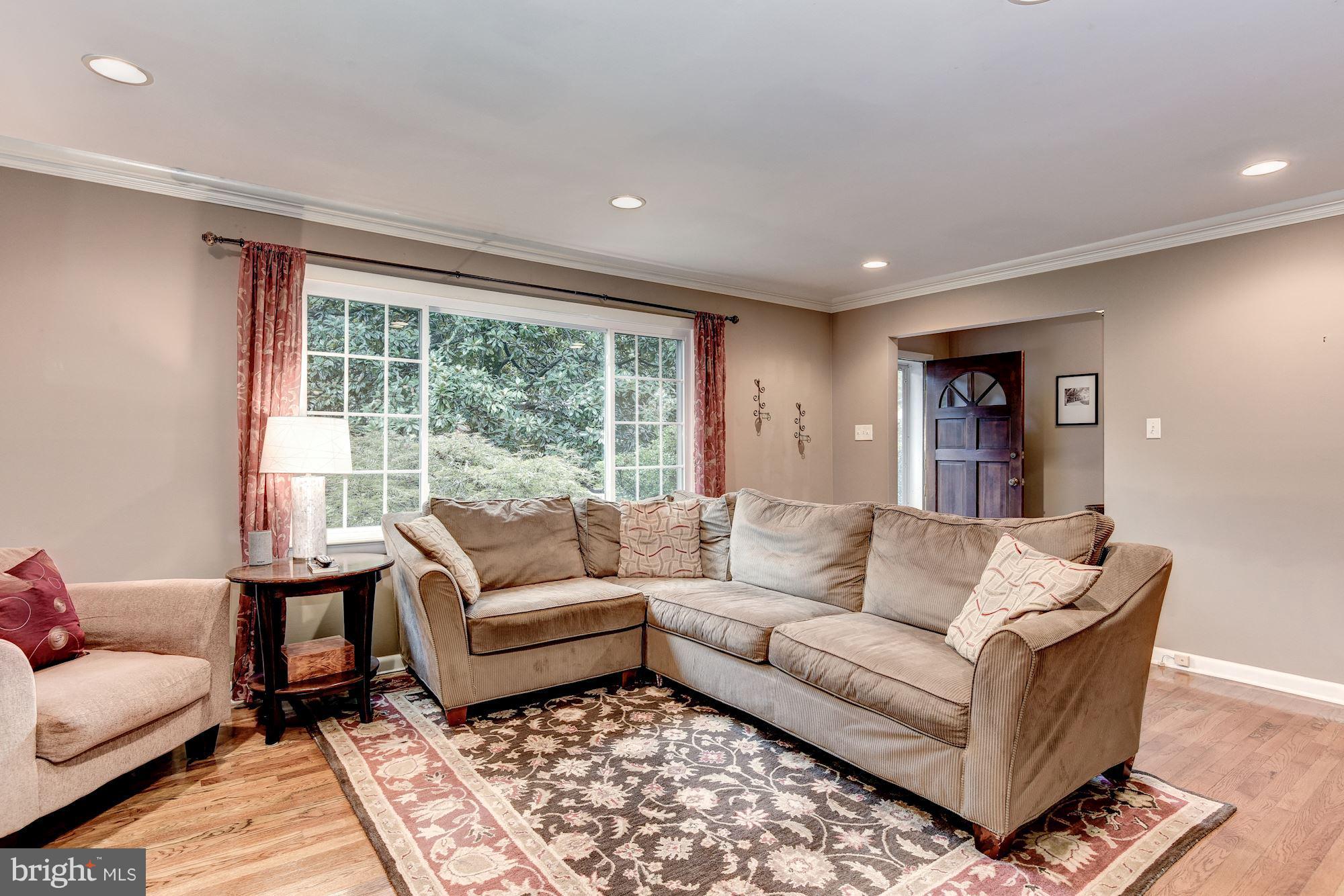 RAMBLEWOOD - Residential