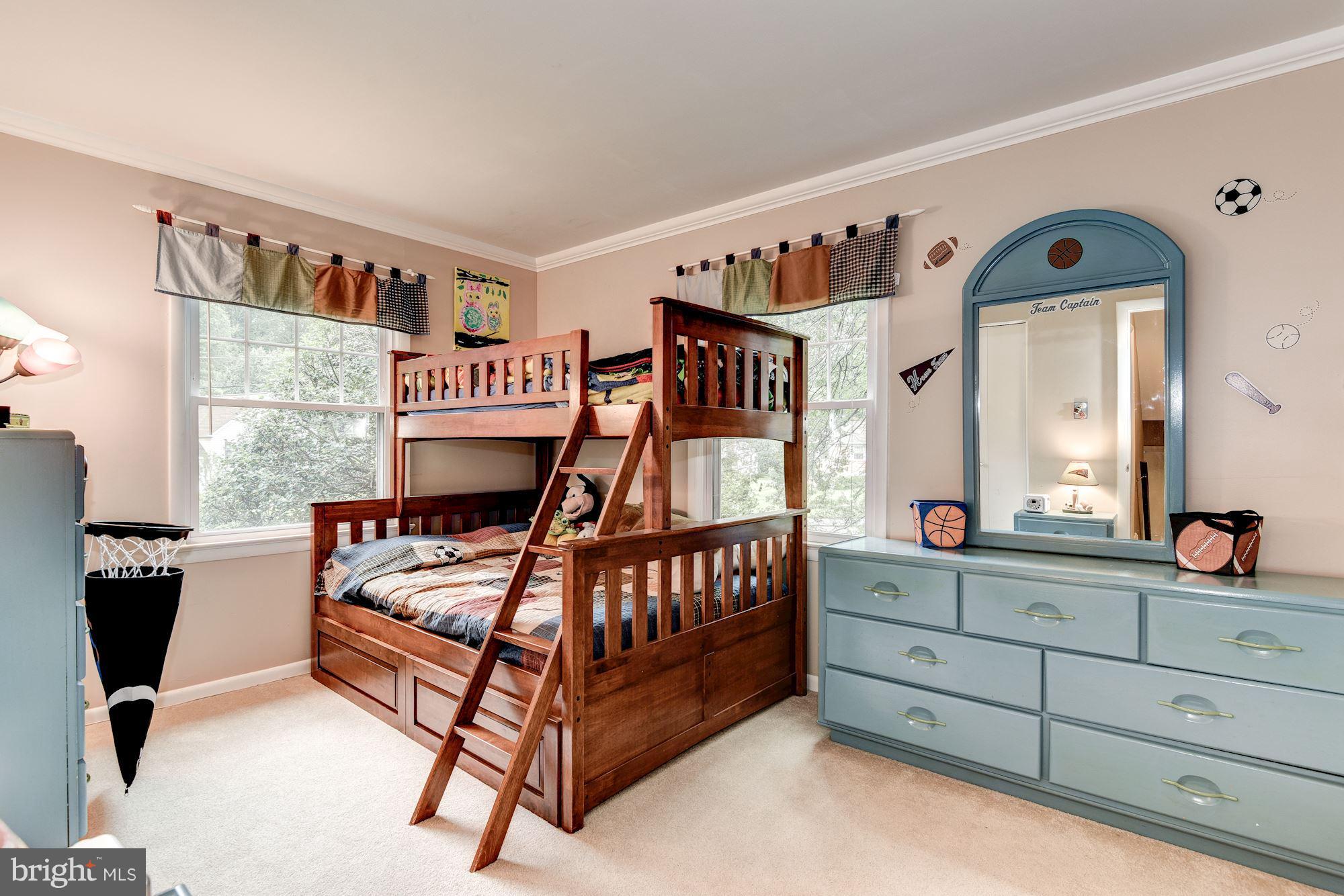 RAMBLEWOOD - Residential