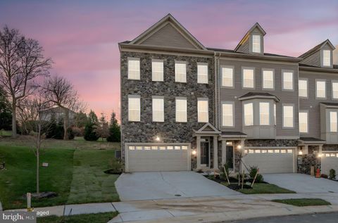 253 GROVE VIEW DRIVE HOCKESSIN DE 19707