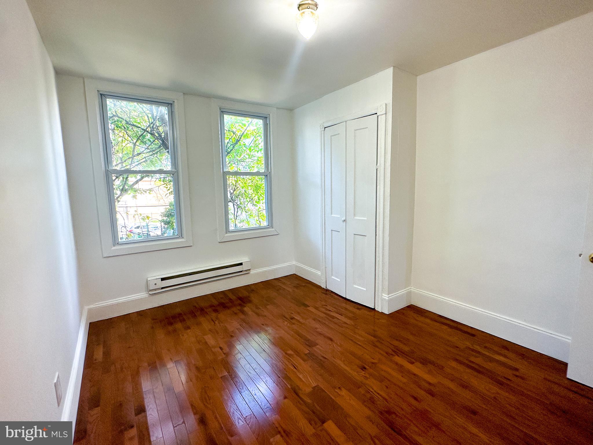 STRAWBERRY MANSION - Residential