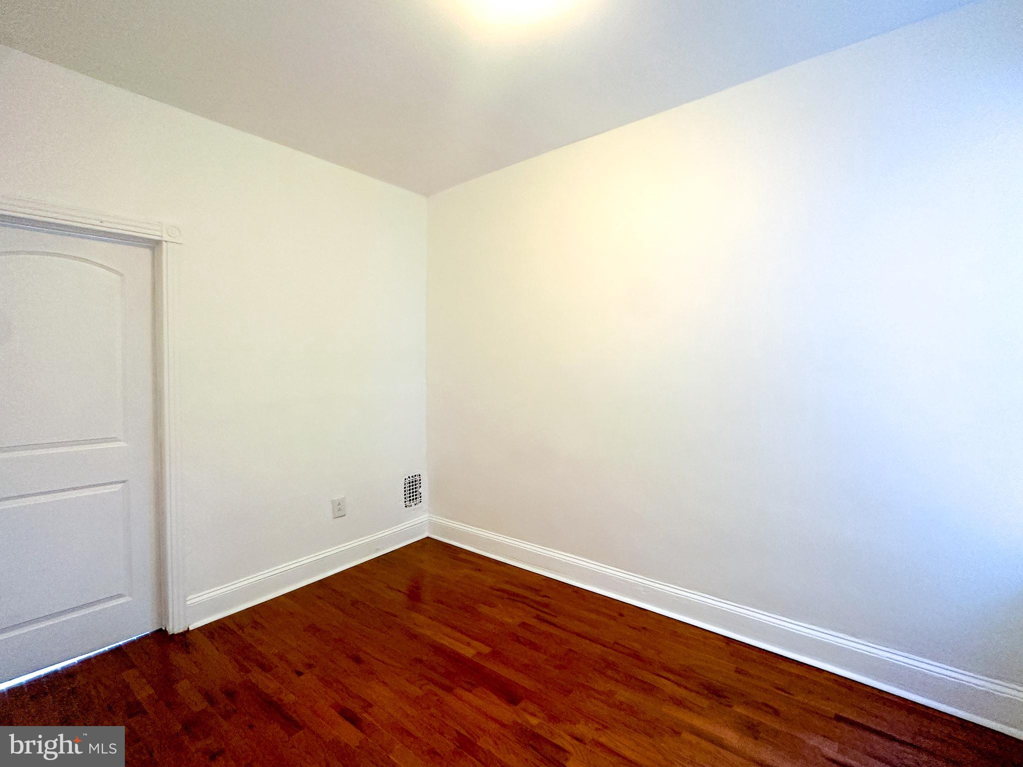 STRAWBERRY MANSION - Residential