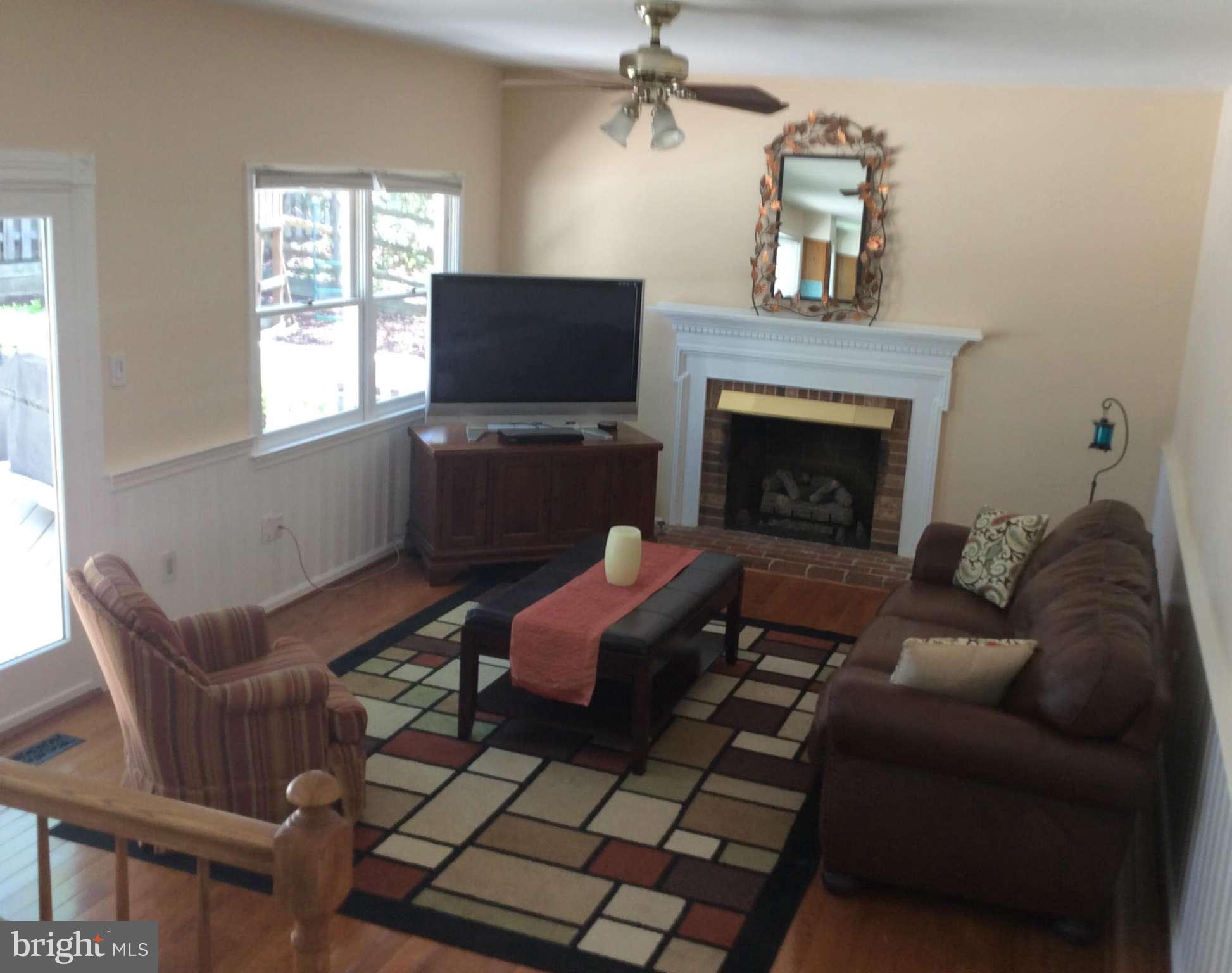 SOUTH RUN OAKS - Residential