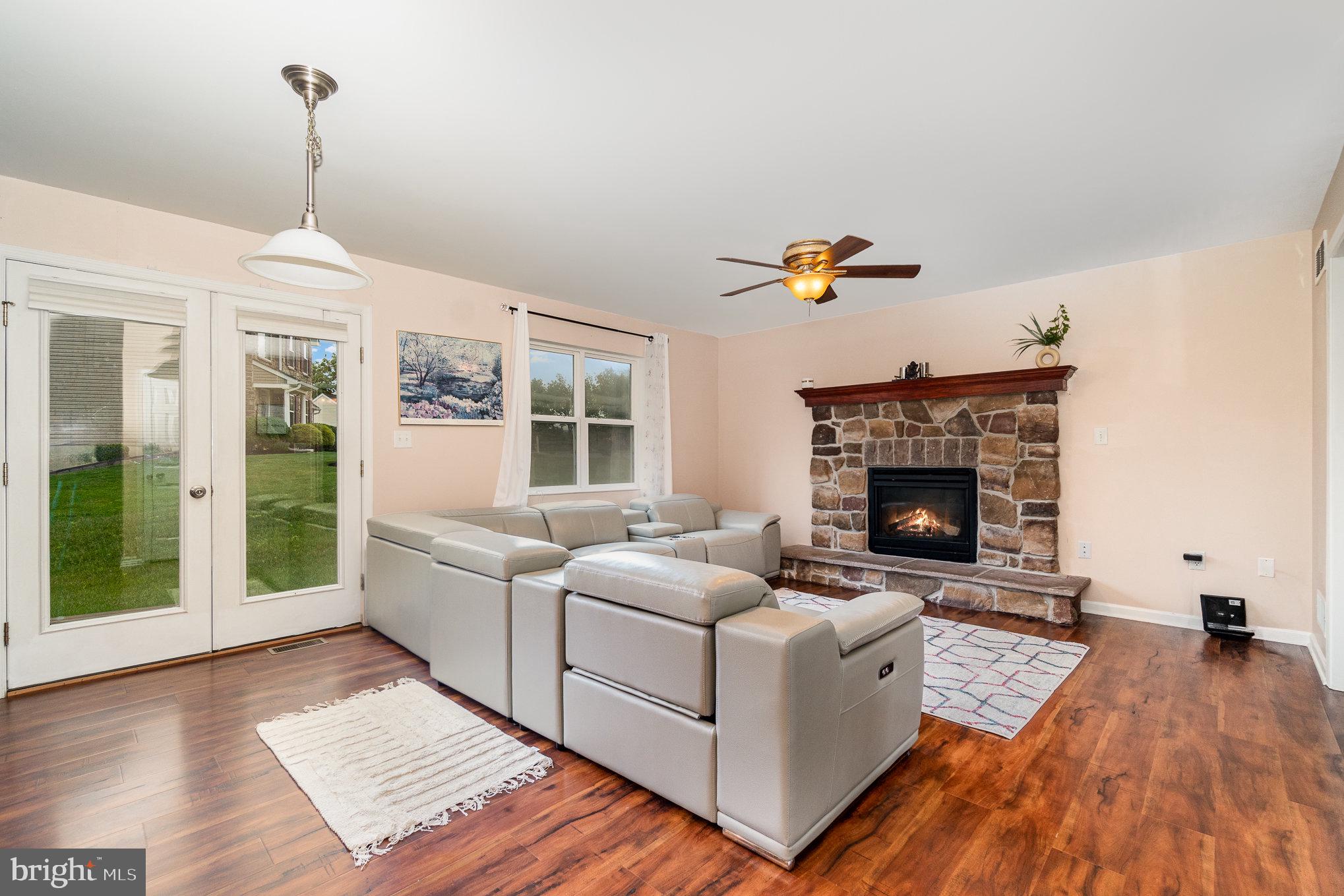1844 CREEK VIEW DRIVE
