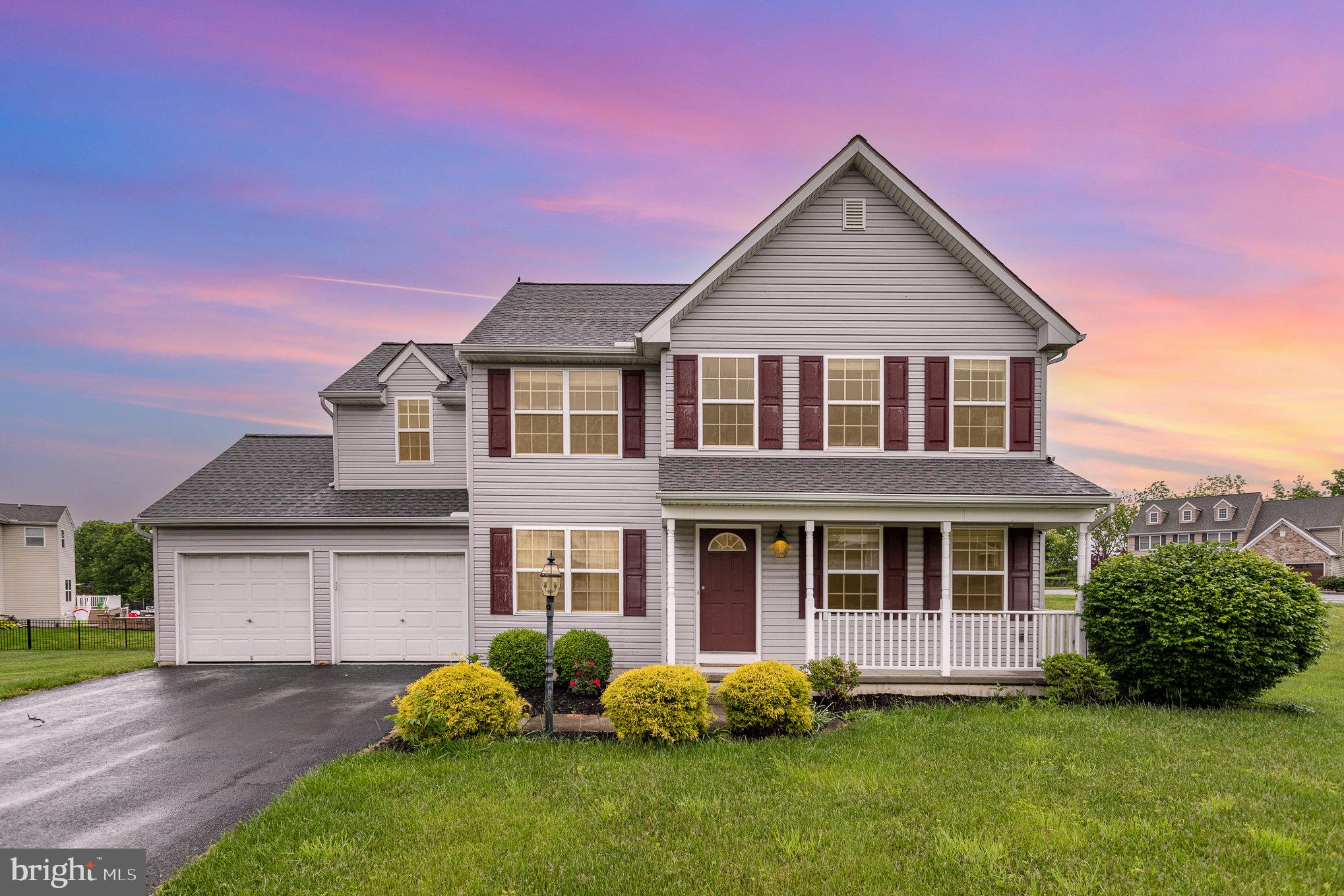 Welcome to 1844 Creek View Dr, a beautifully maintained home in the desirable Bow Creek neighborhood (Lower Dauphin schools). This spacious property features 4 bedrooms, 3 full bathrooms, and 1 half bath, offering a bright, open layout perfect for modern living. The kitchen includes a center island, ideal for both everyday meals and entertaining. Relax in the cozy family room with a gas fireplace, or host guests in the formal dining and living areas. Upstairs, you’ll find generously sized bedrooms and updated bathrooms, including a primary suite with a private bath. The finished basement provides additional living space perfect for a home office. Conveniently located just minutes from Hershey, local schools, parks, and major routes, this move-in-ready home offers the perfect blend of comfort and convenience. Schedule your private tour today!