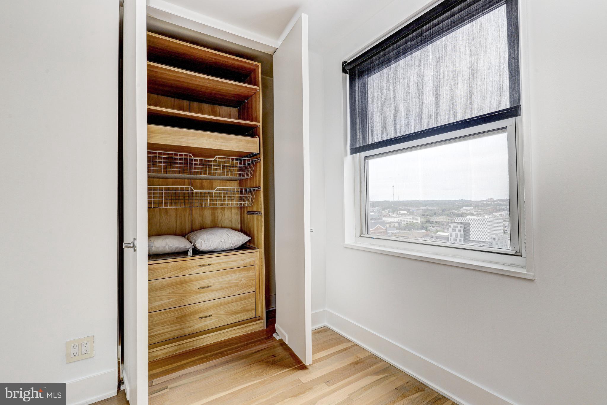 MOUNT VERNON PLACE HISTORIC DISTRICT - Residential Lease