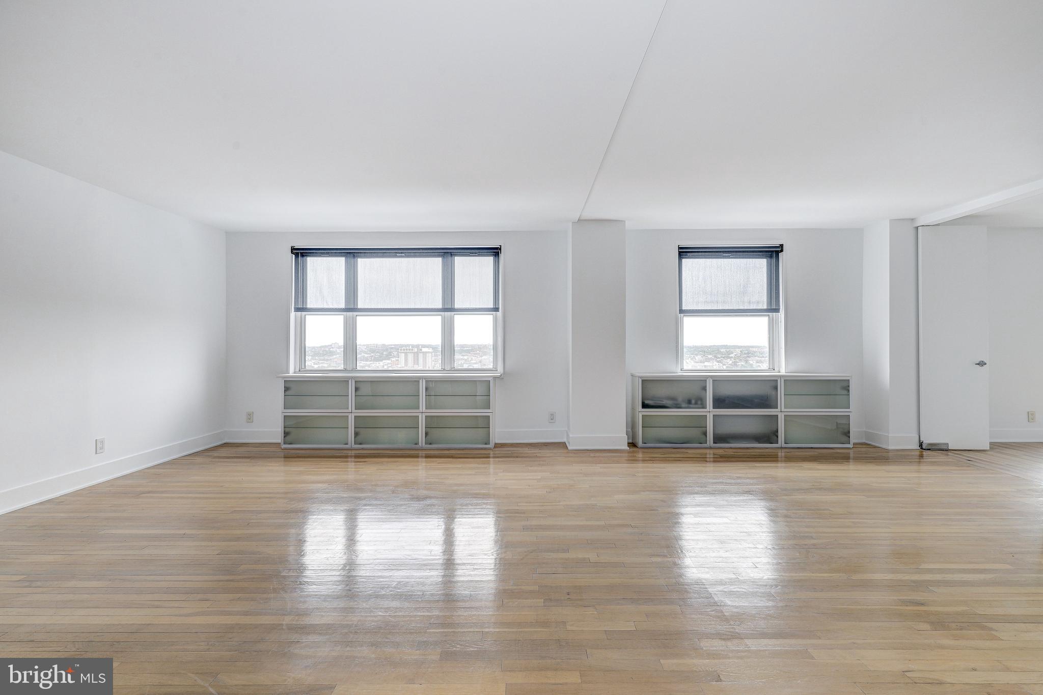 MOUNT VERNON PLACE HISTORIC DISTRICT - Residential Lease